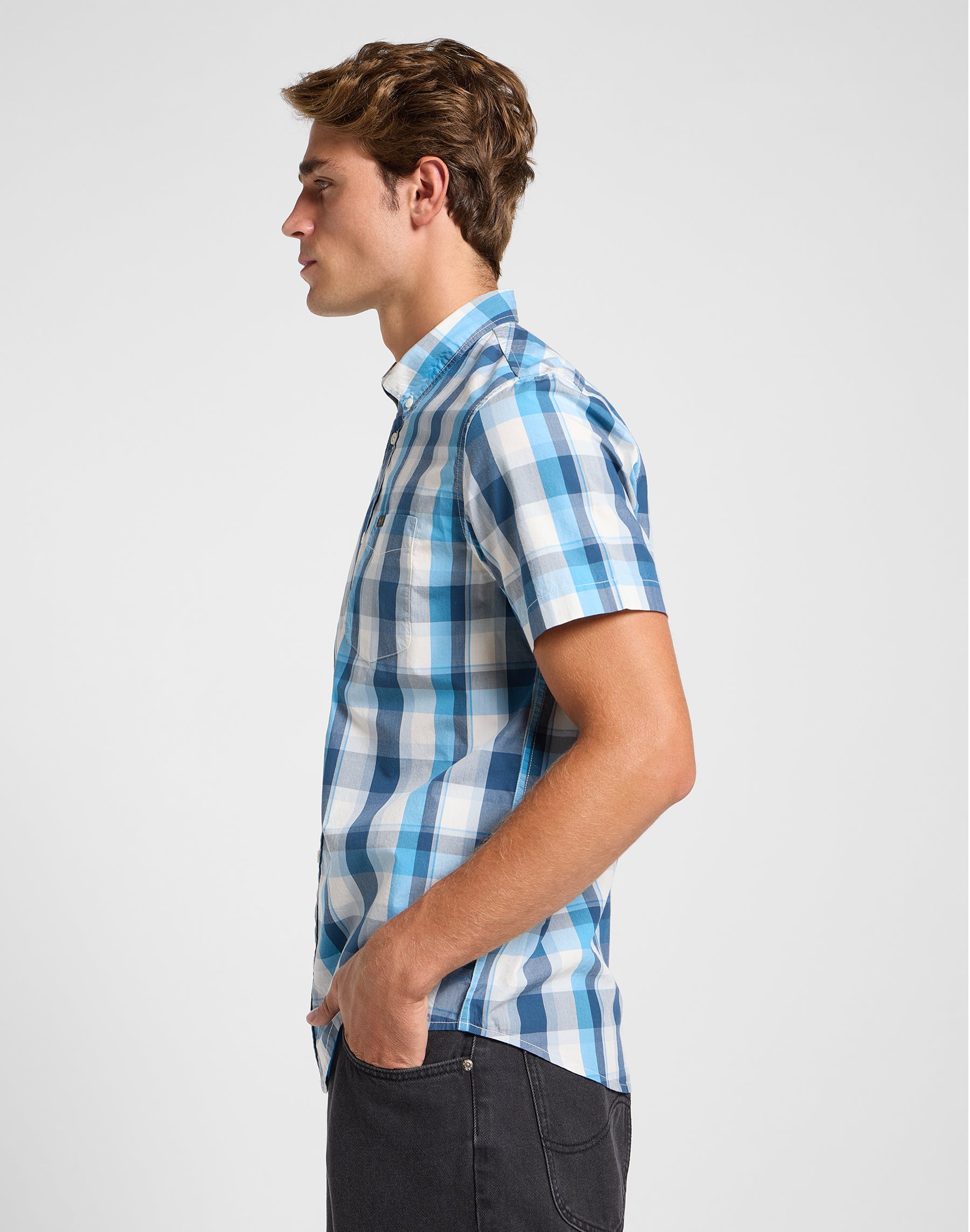 Lee Button Down Ss in Orion Chemises Lee