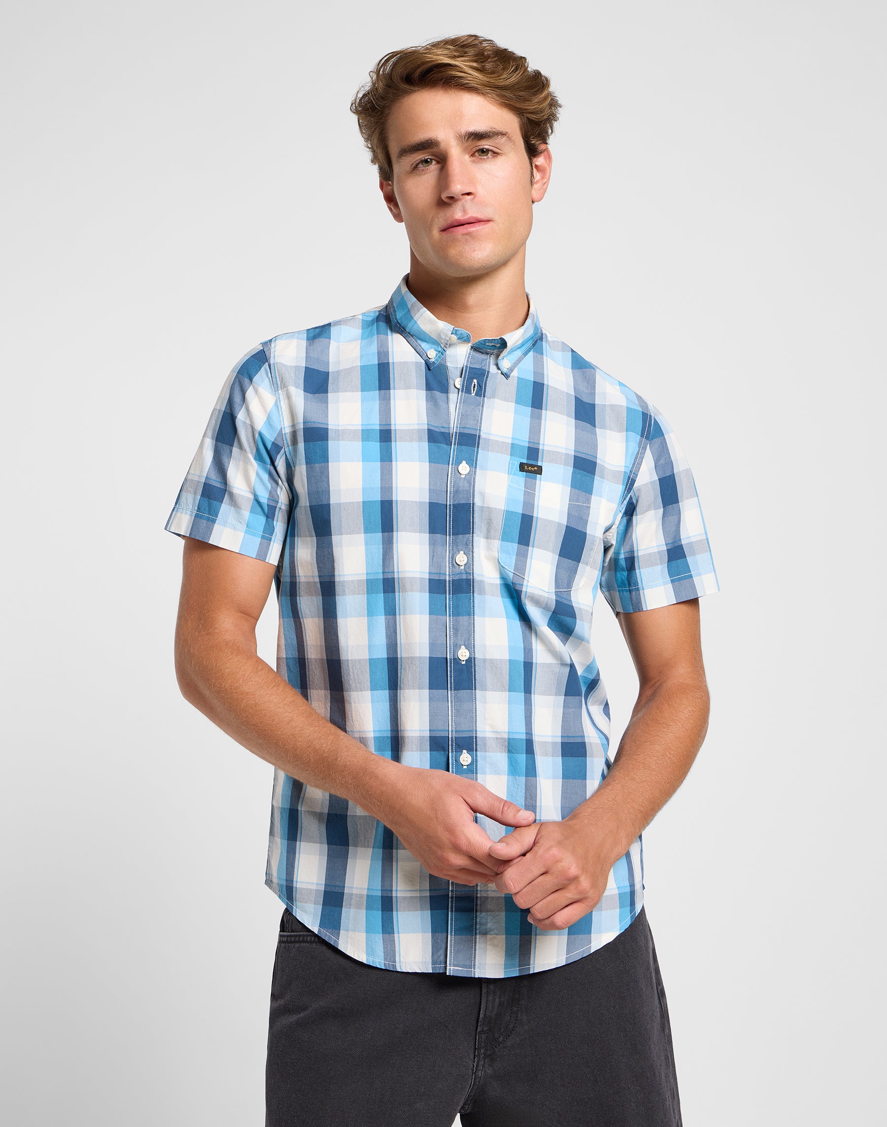 Lee Button Down Ss in Orion Chemises Lee
