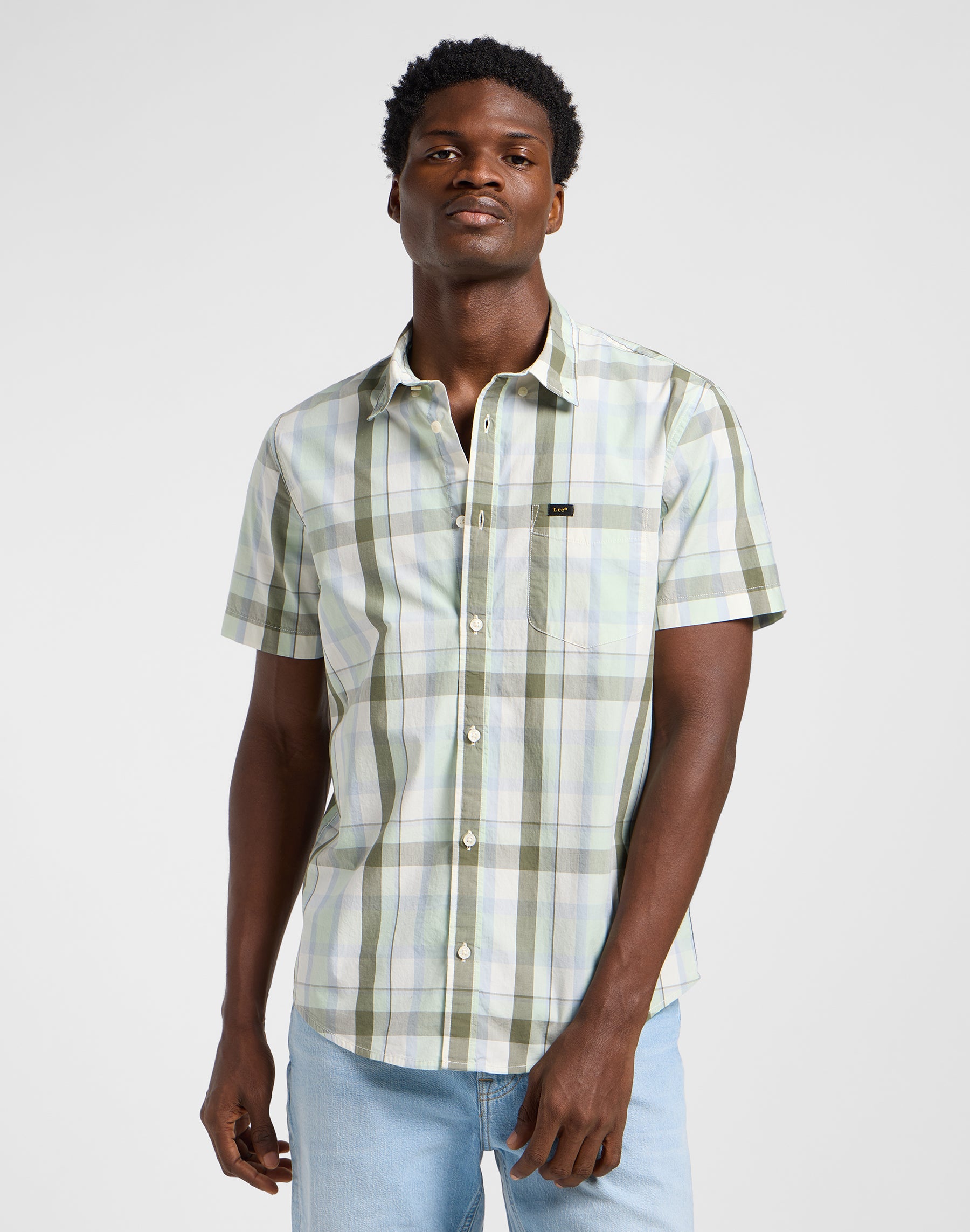 Lee Button Down Ss in Concrete Sage Chemises Lee