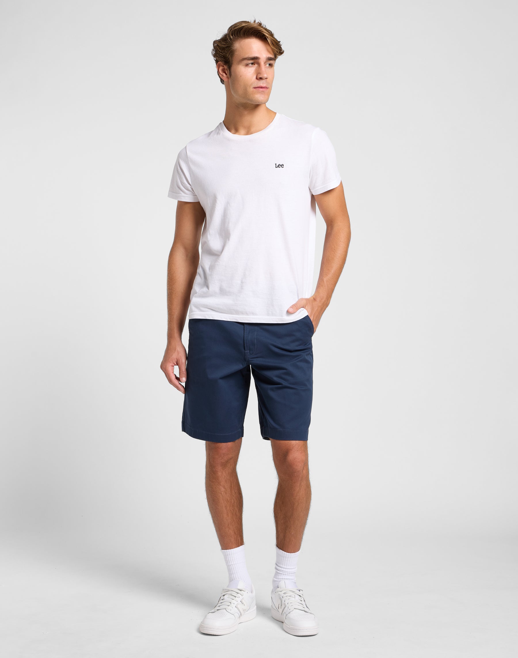 Relaxed Chino Short in Deep Navy Chinoshorts Lee