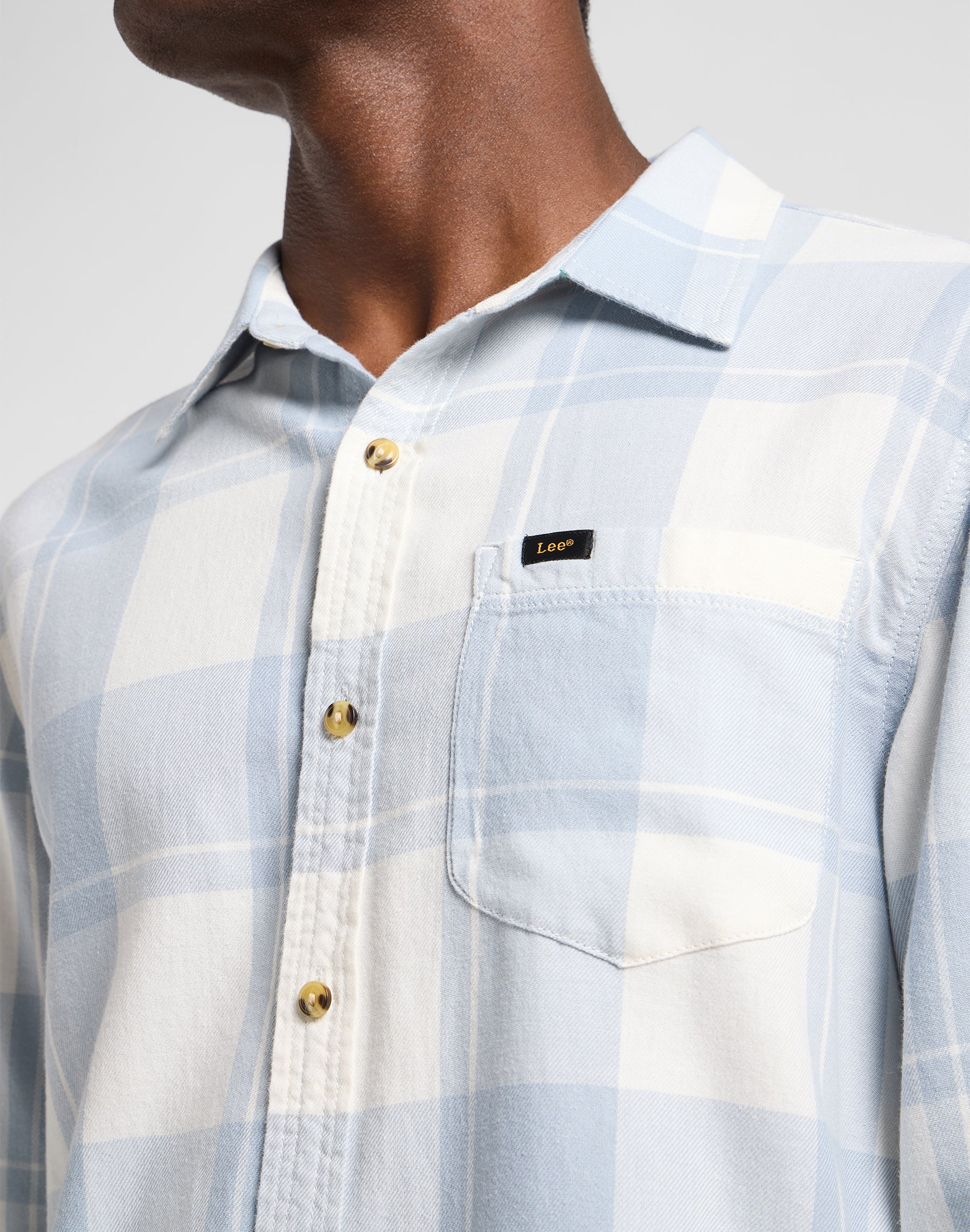 Chemise Mercantile in Ecru Concrete Chemises Lee