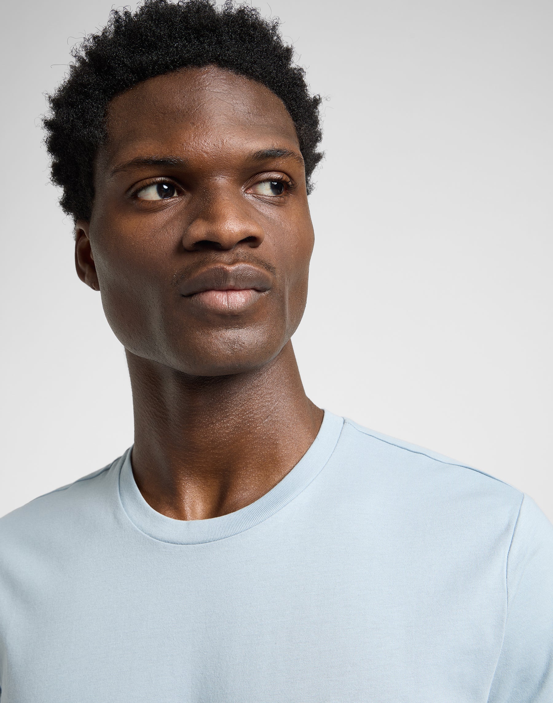 Ss Patch Logo Tee en gris béton T-shirts Lee