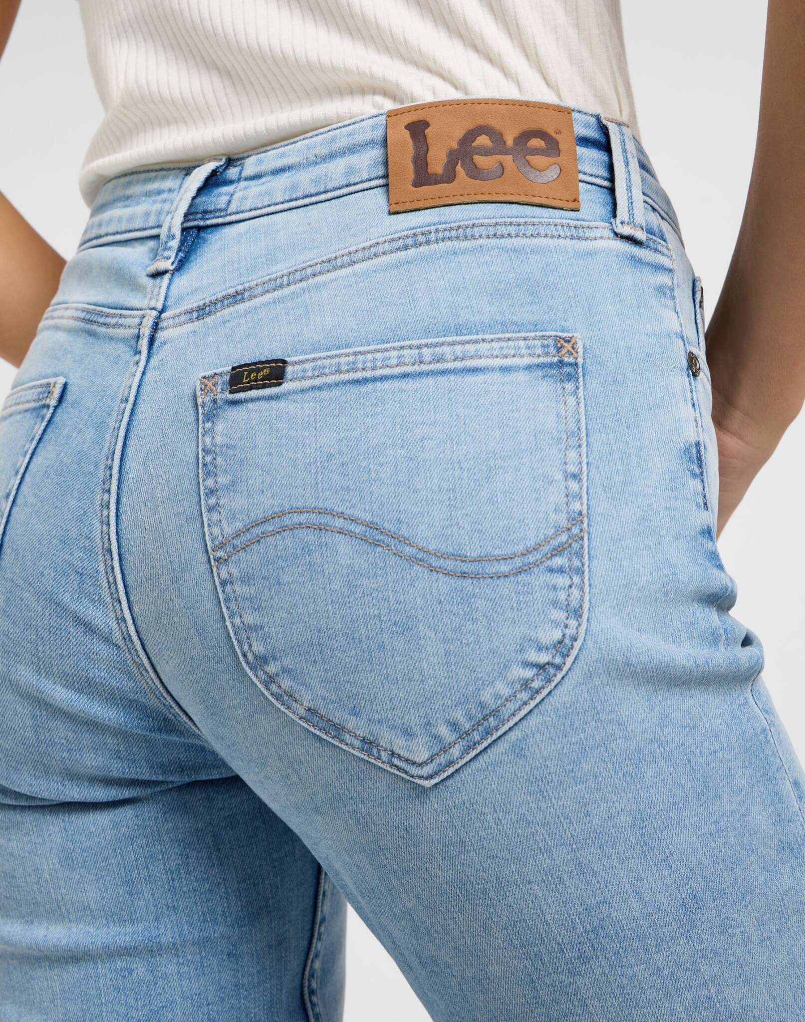 Marion Straight en Light Azul Jeans Lee