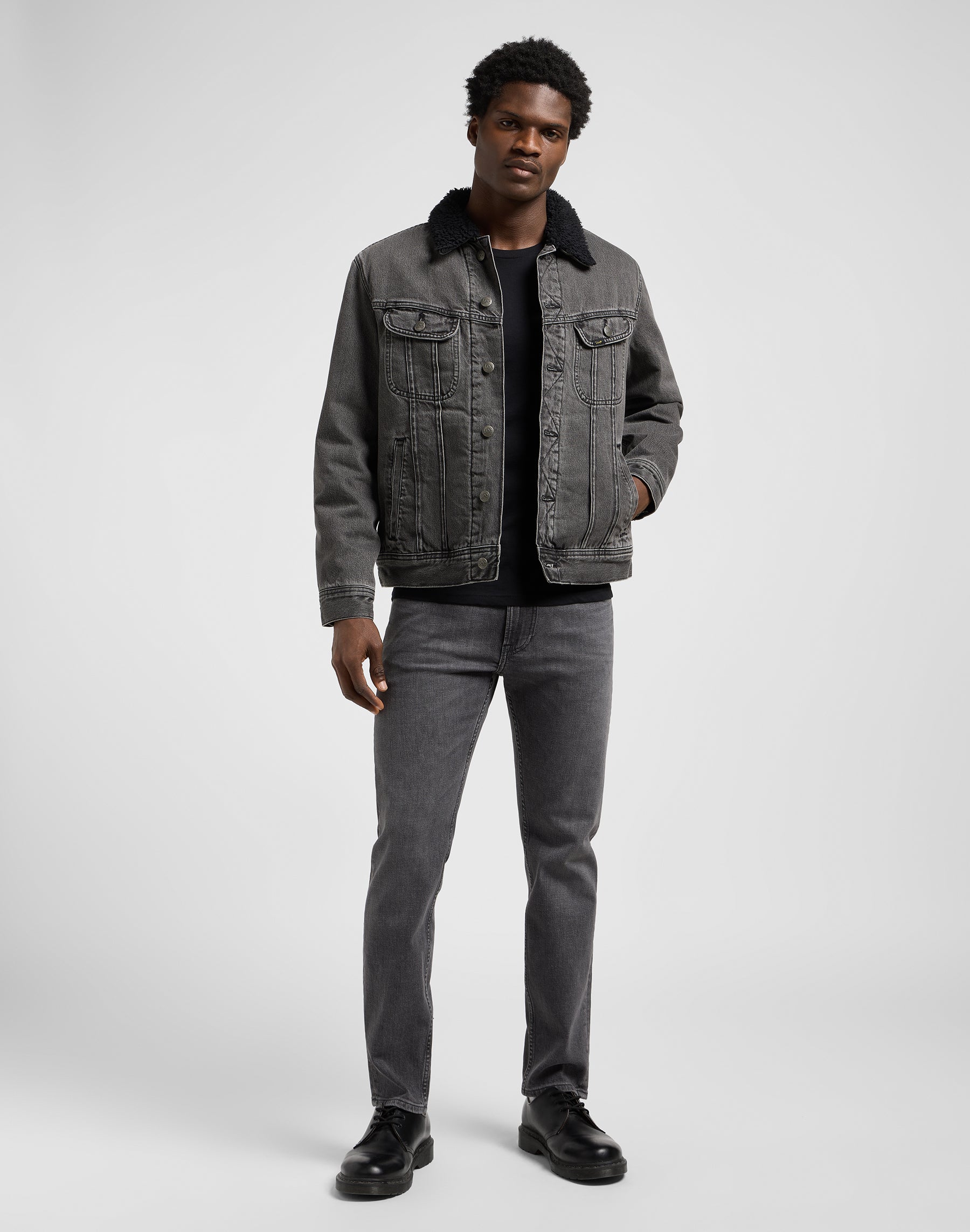 Sherpa Jacket in Deep Obsidian Vestes Lee