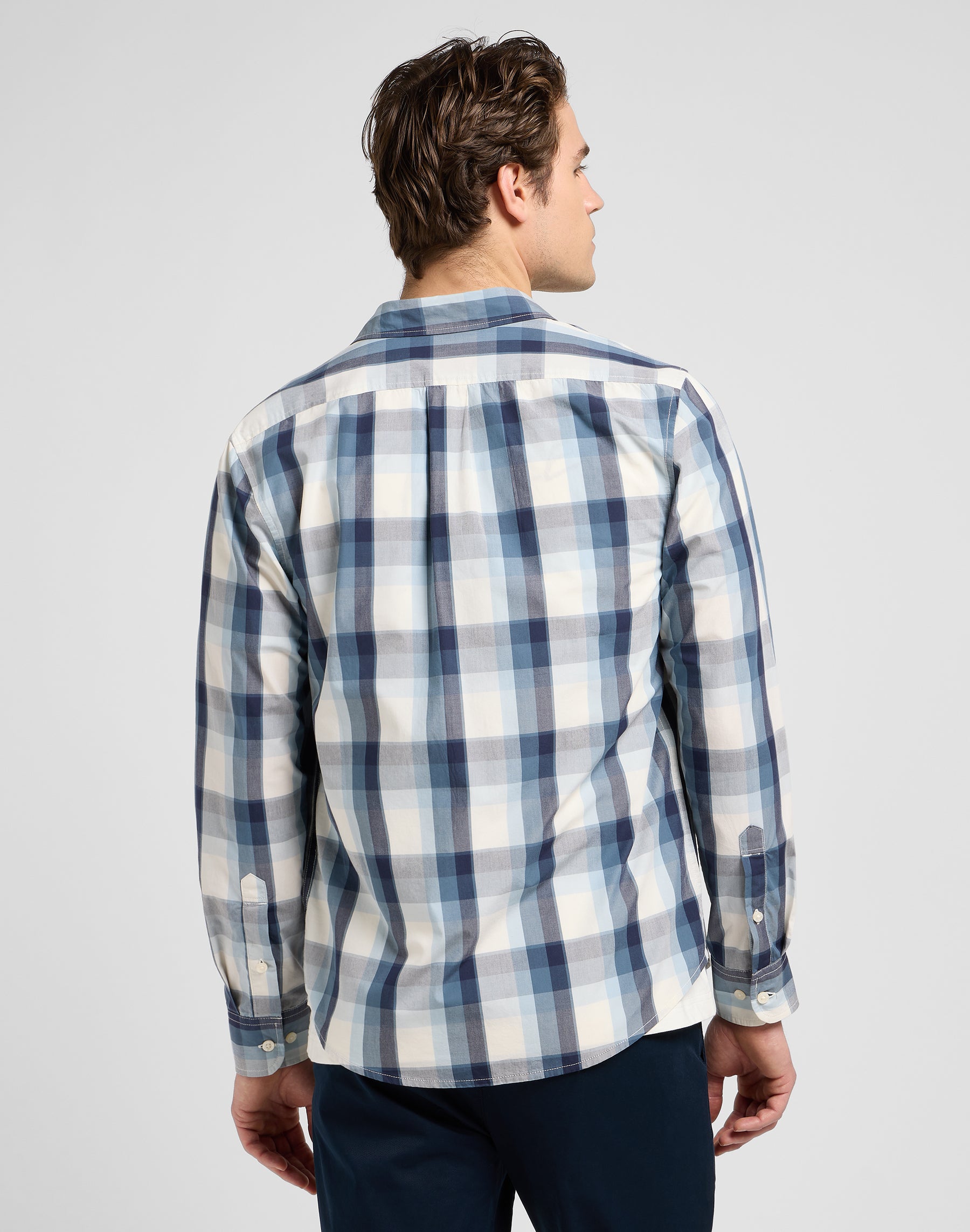 Lee Button Down in Vintage Blue Ombre Chemises Lee