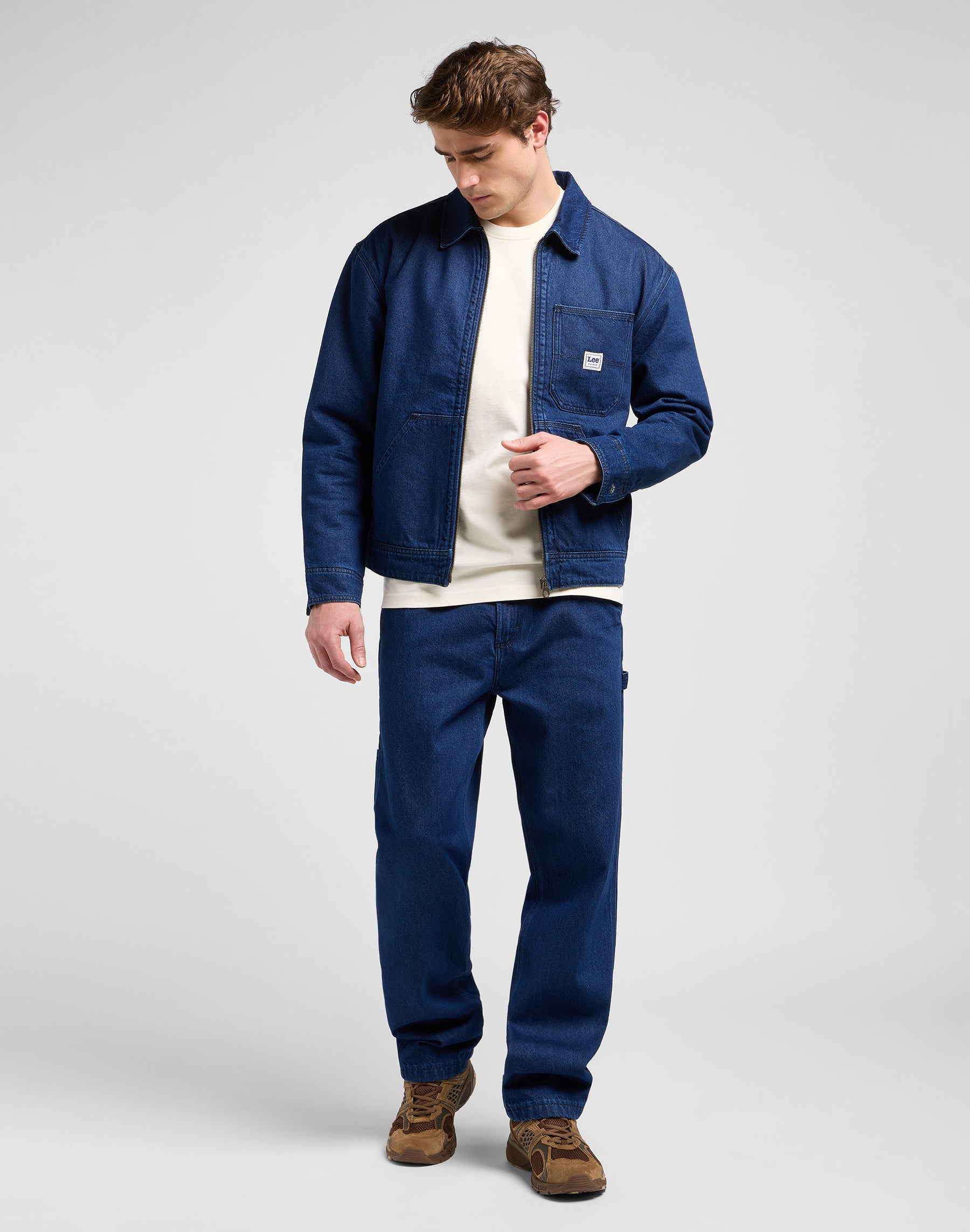 Ww Carpenter dans Save It Jeans Lee