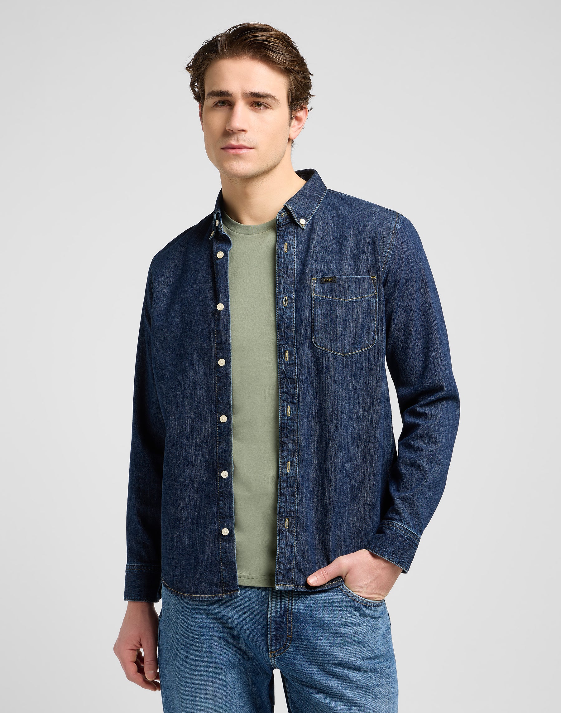 Lee Button Down in Mid Stone 2 Chemises Lee