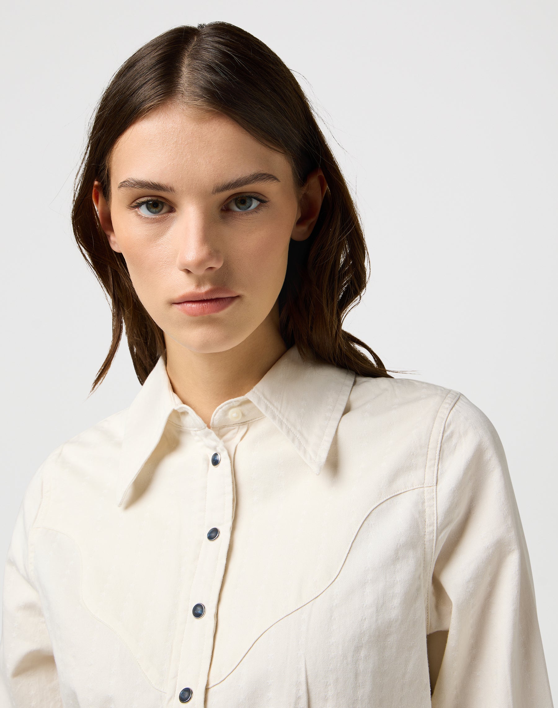 Femme Peplum Shirt in Pinstar White Chemises Wrangler