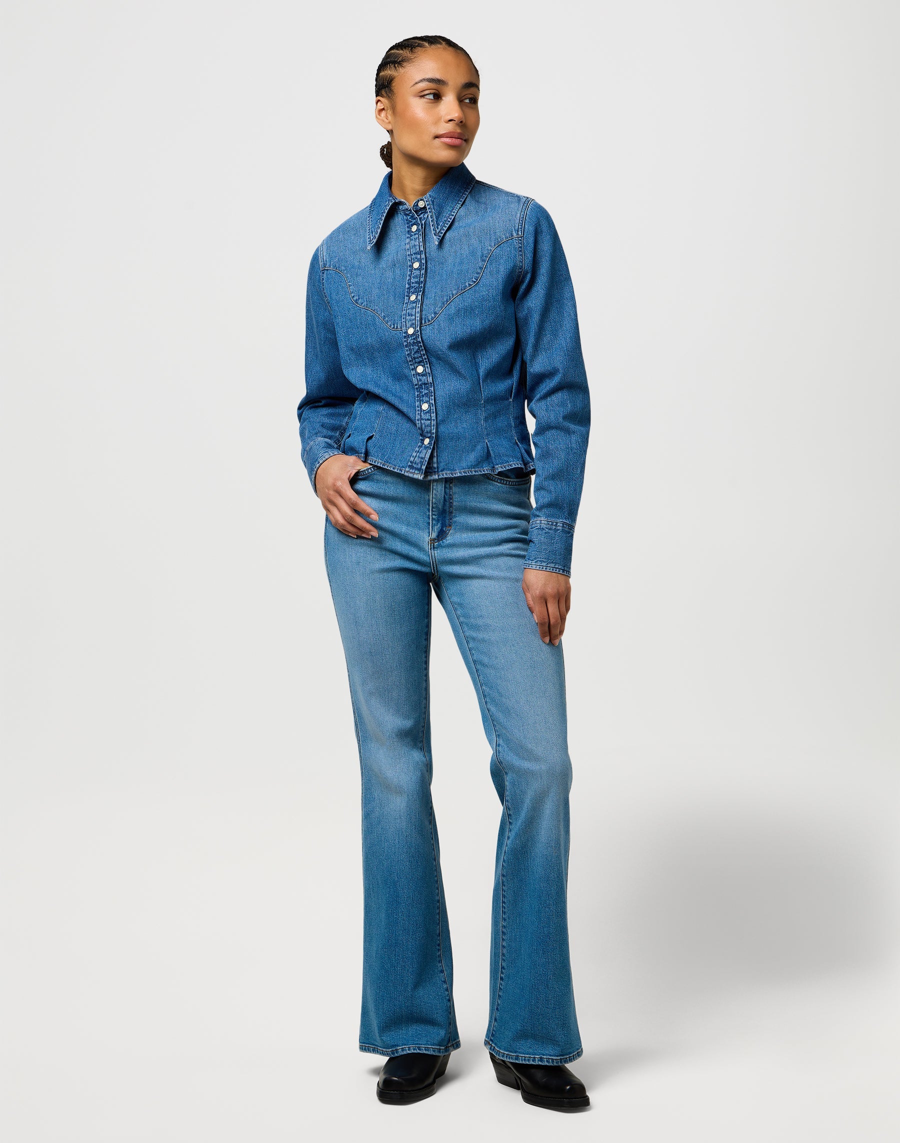 Femme Peplum Shirt in Light Hand Chemises Wrangler