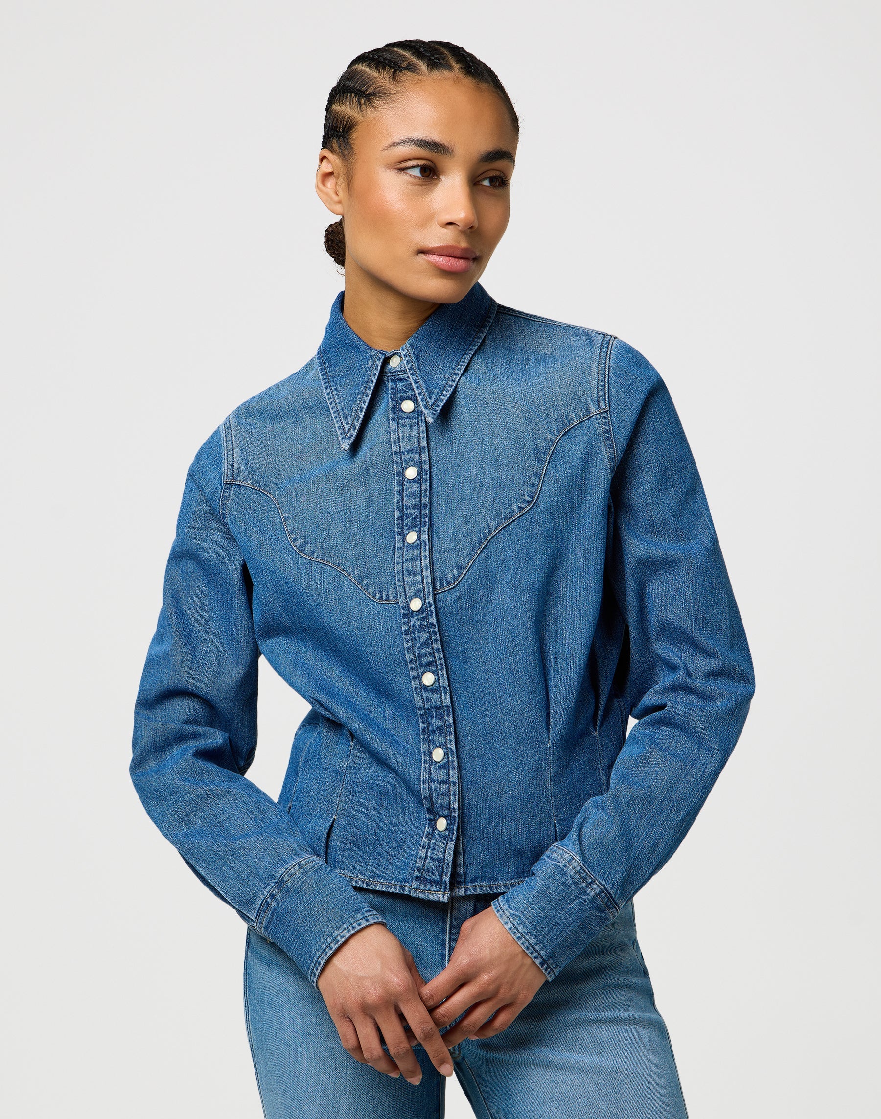 Femme Peplum Shirt in Light Hand Chemises Wrangler