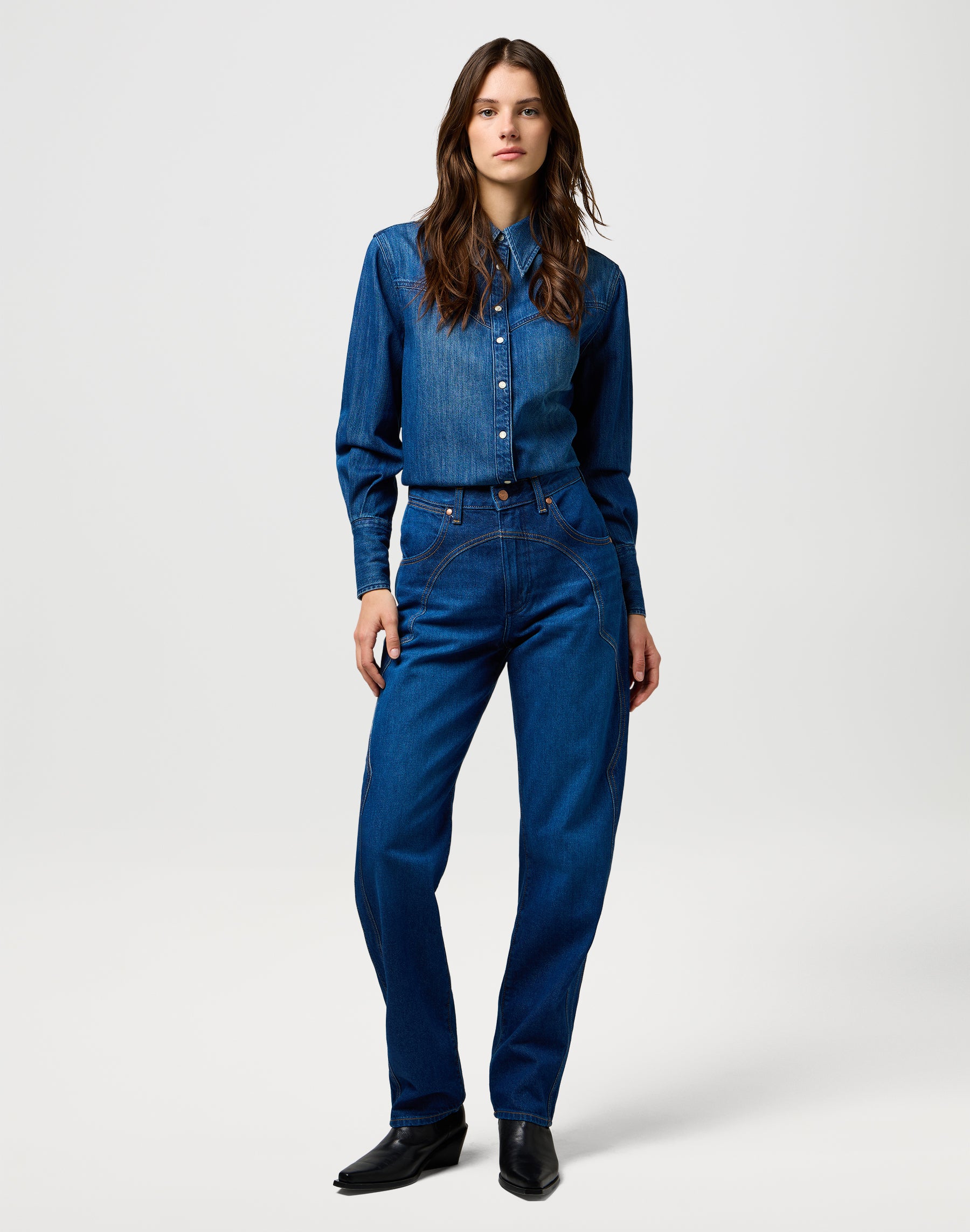 Yoke Denim Shirt in Sparkle Blue Chemises Wrangler
