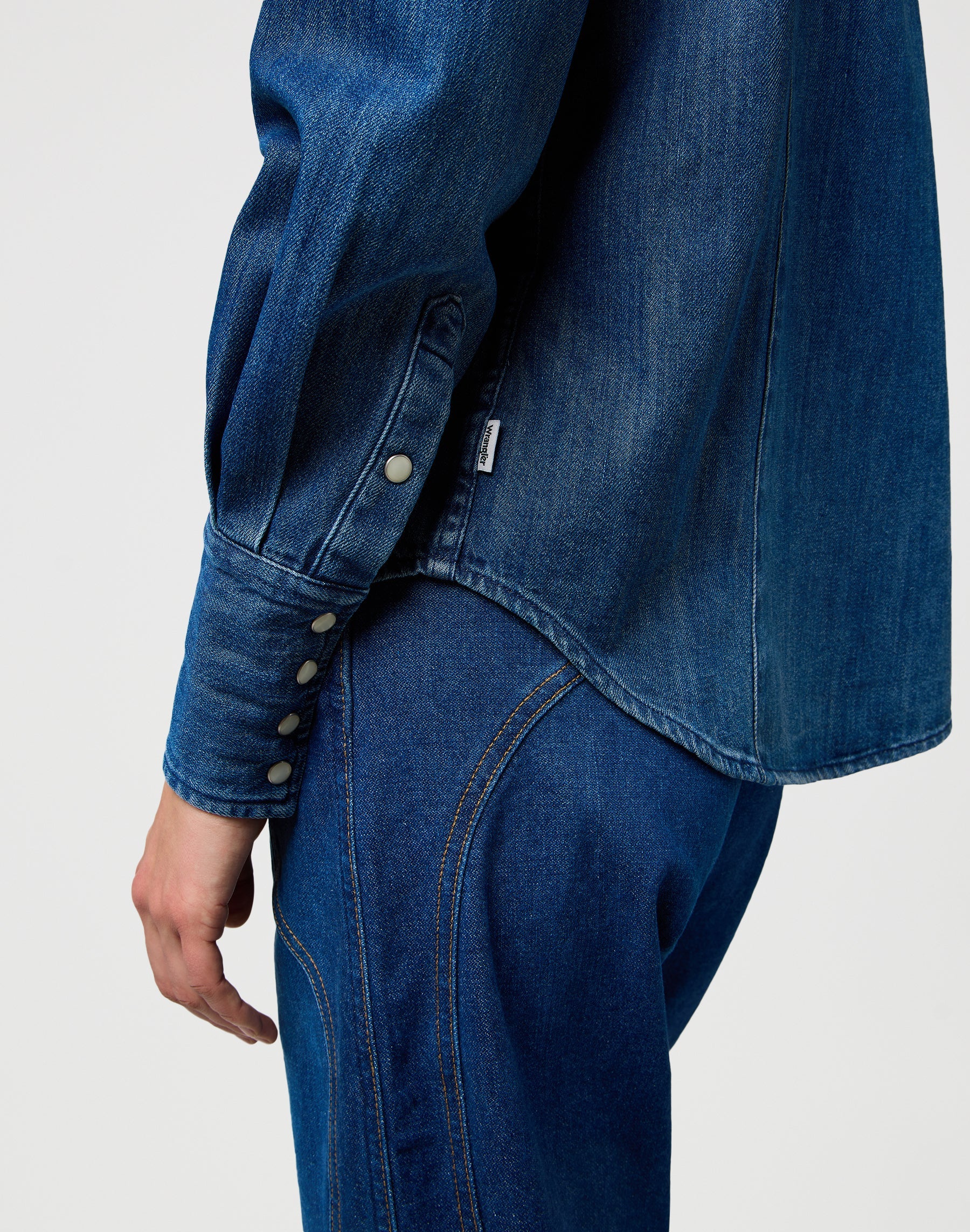 Yoke Denim Shirt in Sparkle Blue Chemises Wrangler