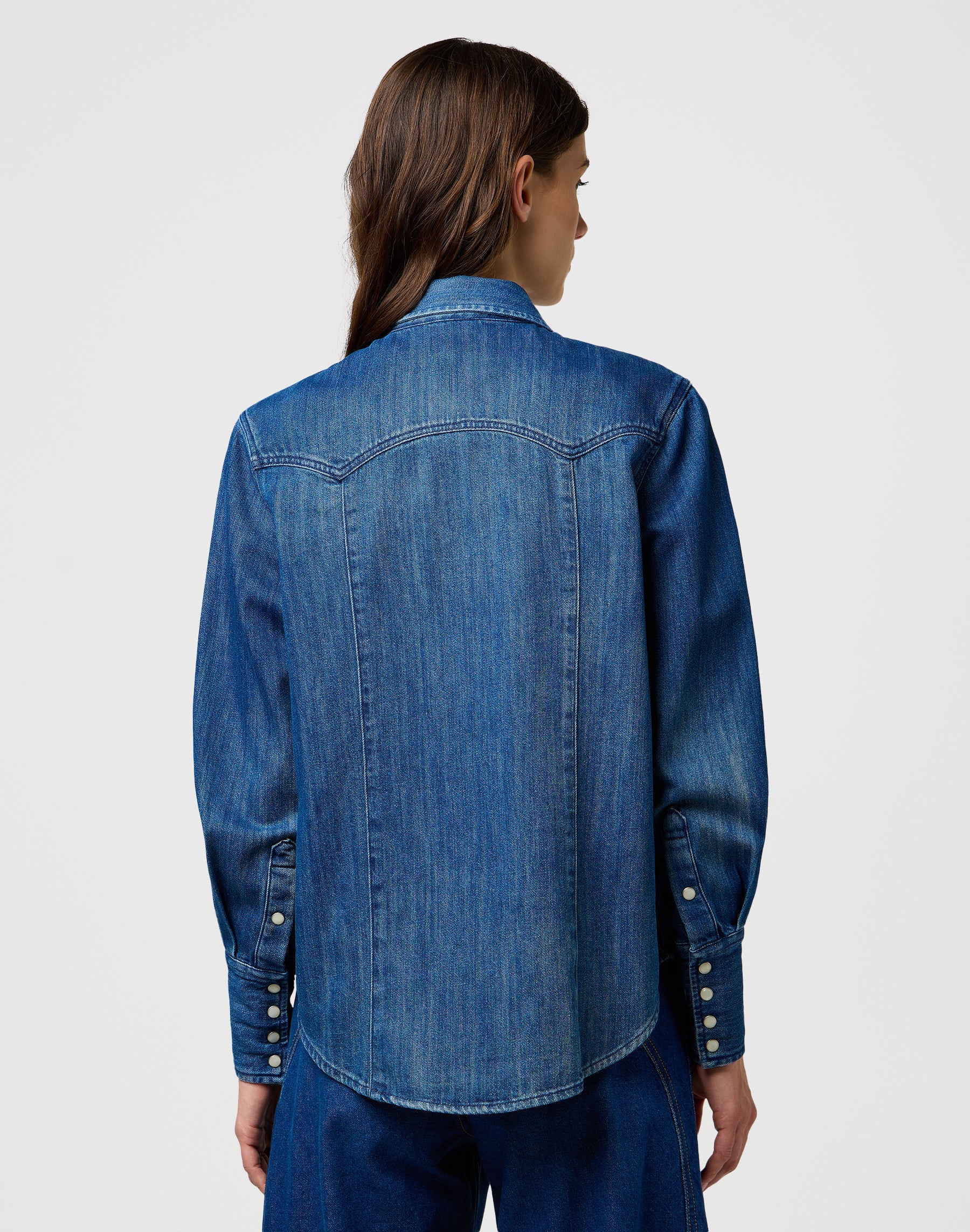 Yoke Denim Shirt in Sparkle Blue Chemises Wrangler