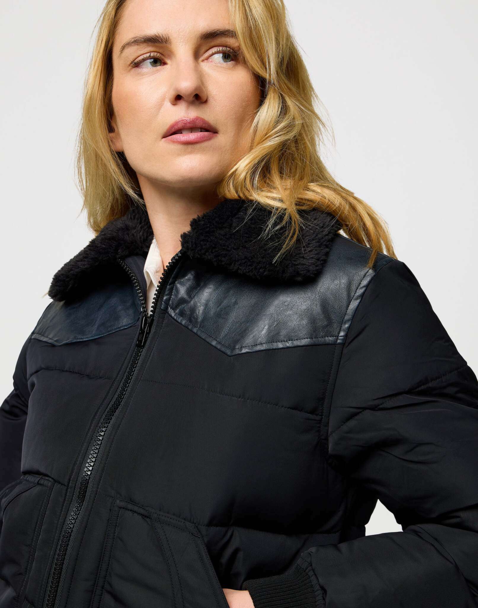 Western Tampons en noir Vestes Wrangler