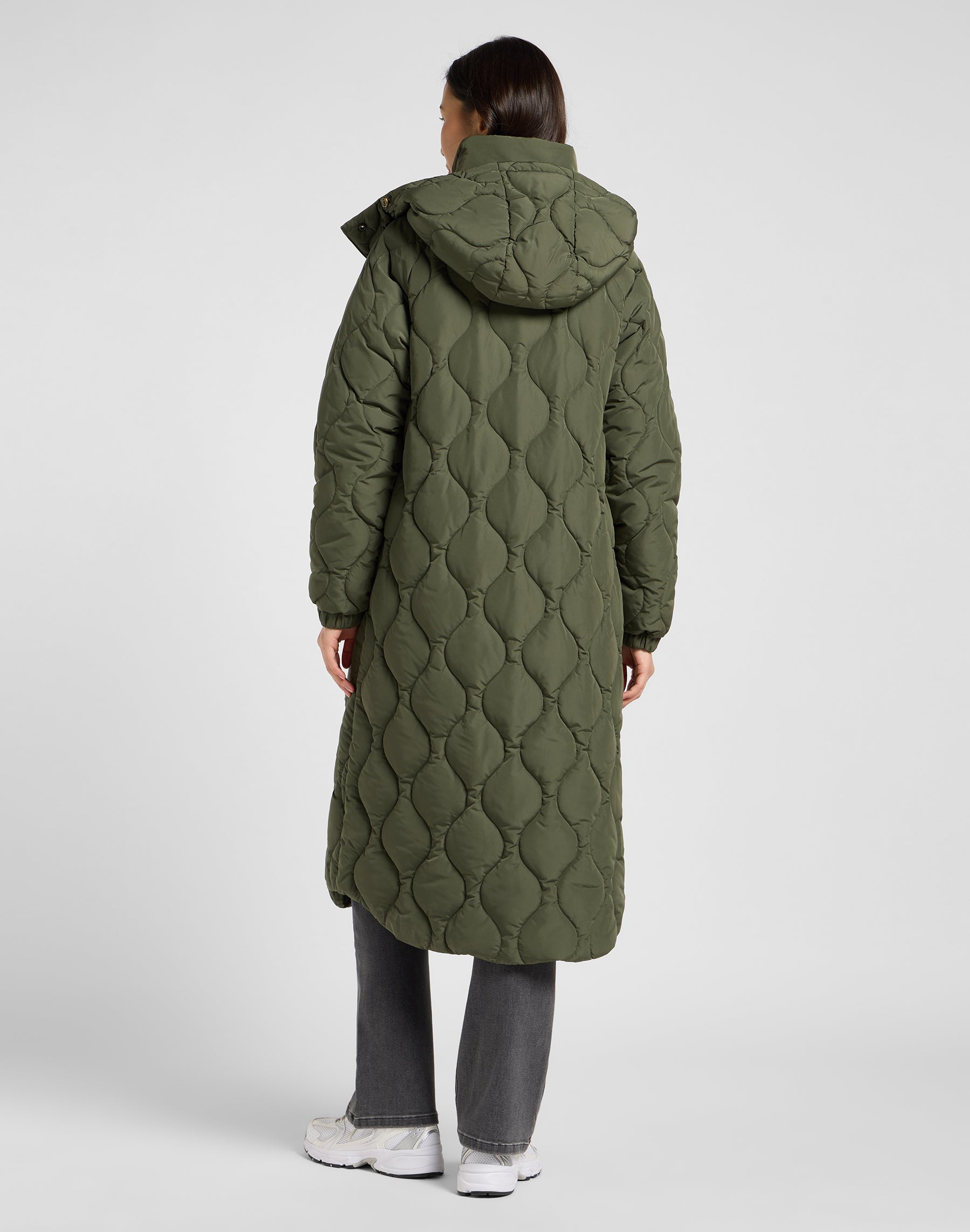 Long Puffer in Oak Moss Vestes Lee