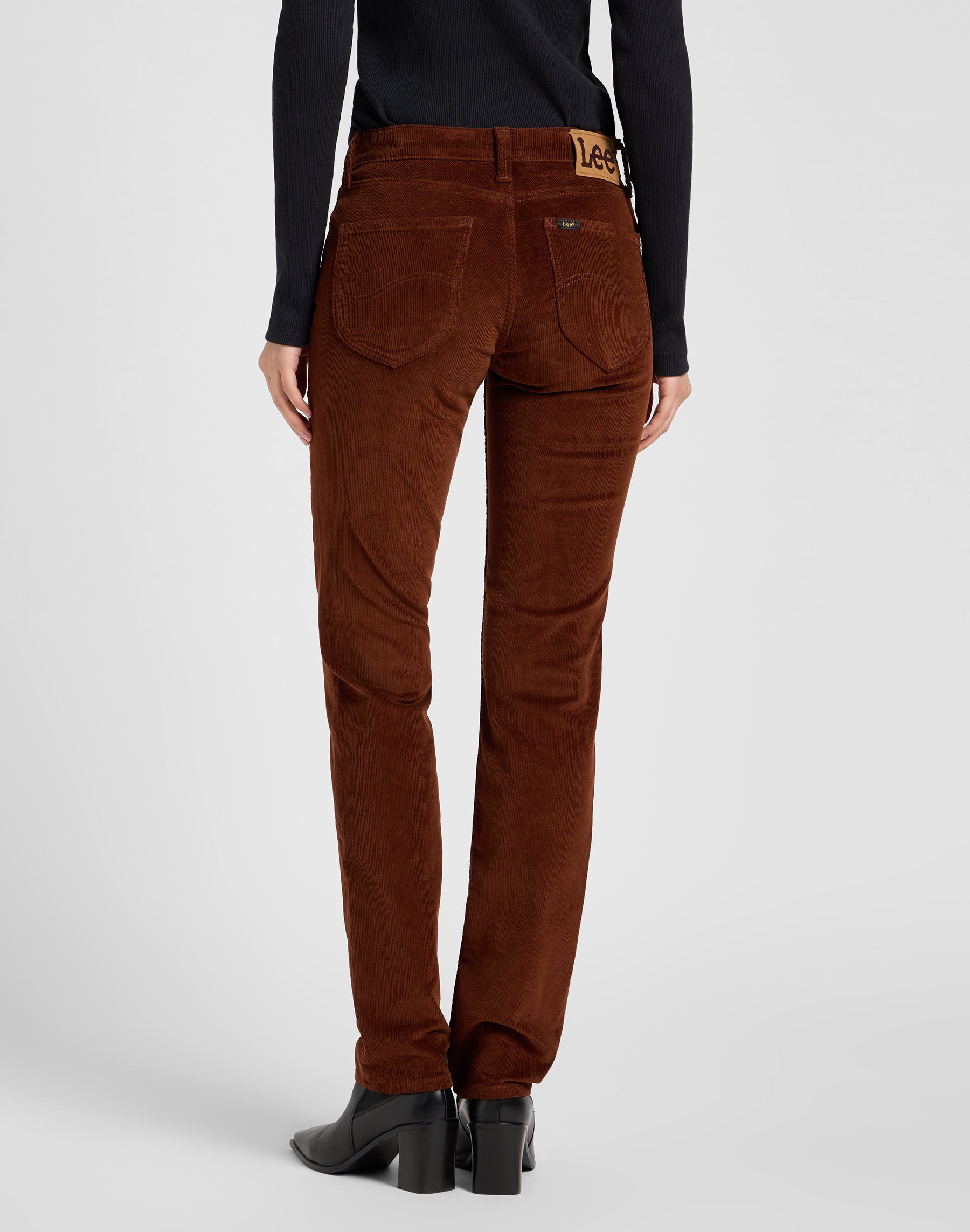 Marion dans Luxe Brown Pantalon Lee
