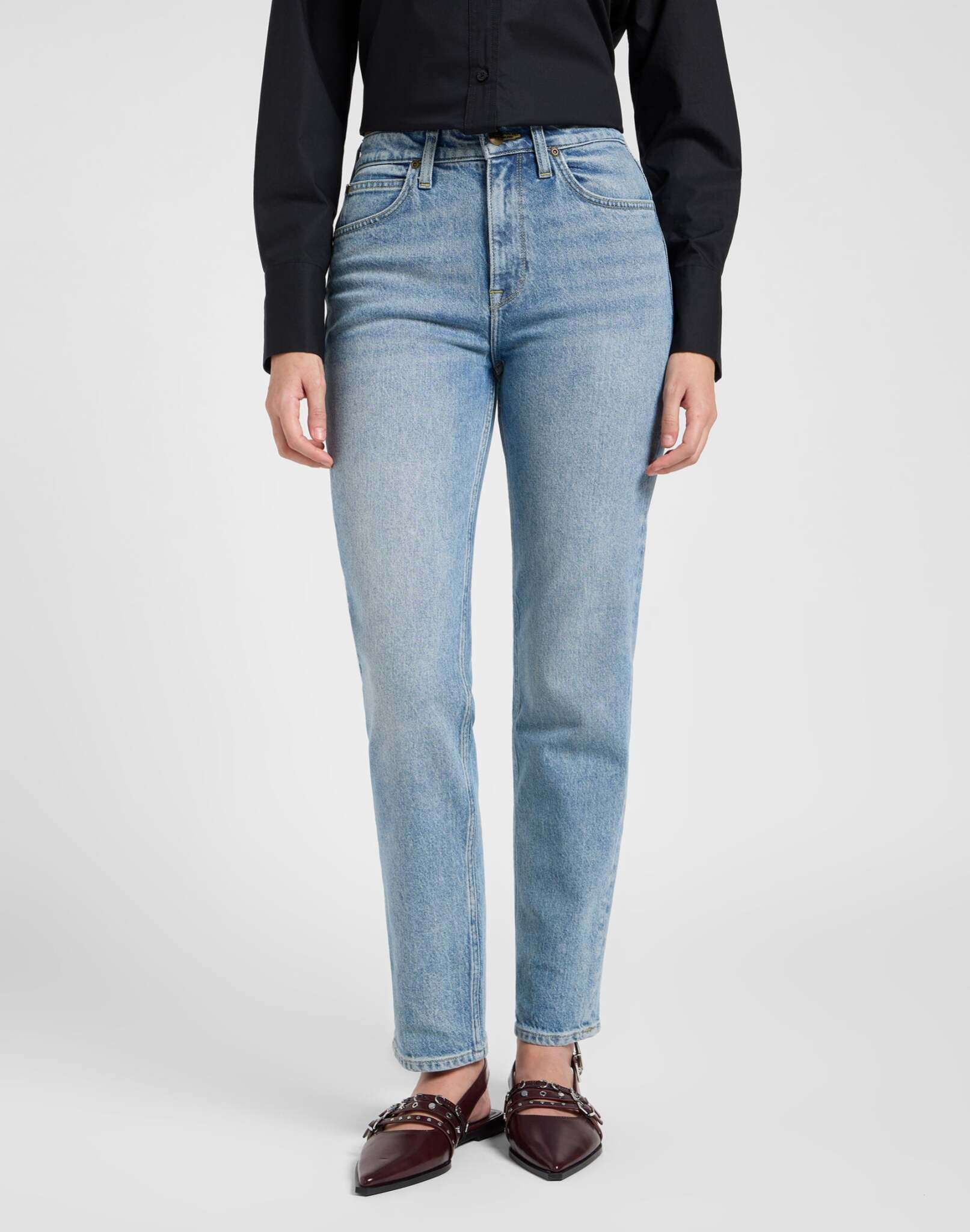 Carol en jeans Laundry Line Lee