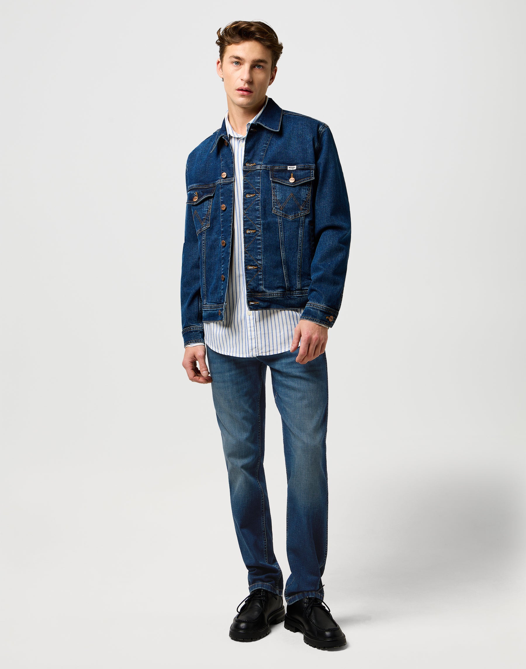 Greensboro en bleu marine Jeans Wrangler