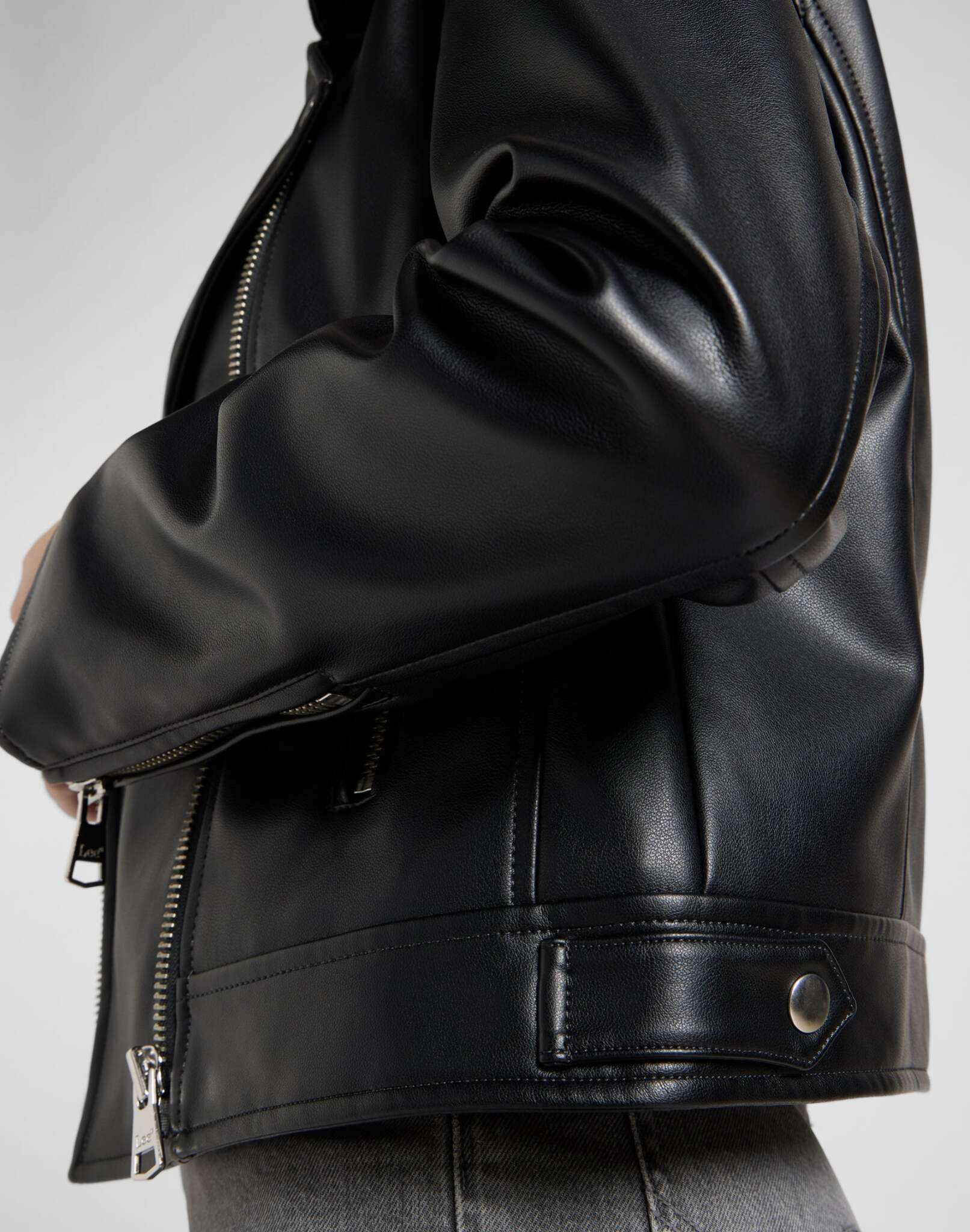 Moto Jacket in Black Vestes Lee