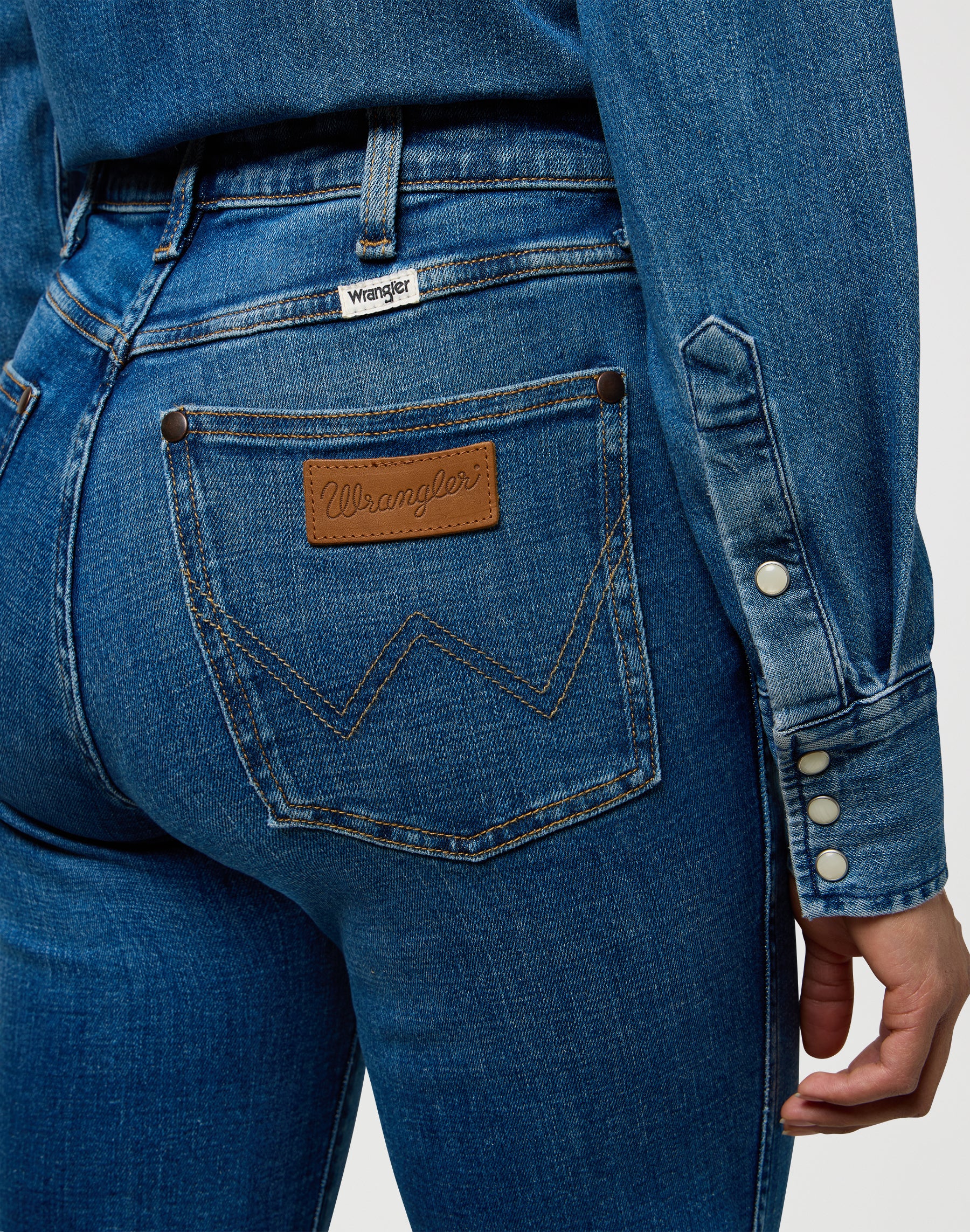 Straight in Canyon Crest Jeans Wrangler