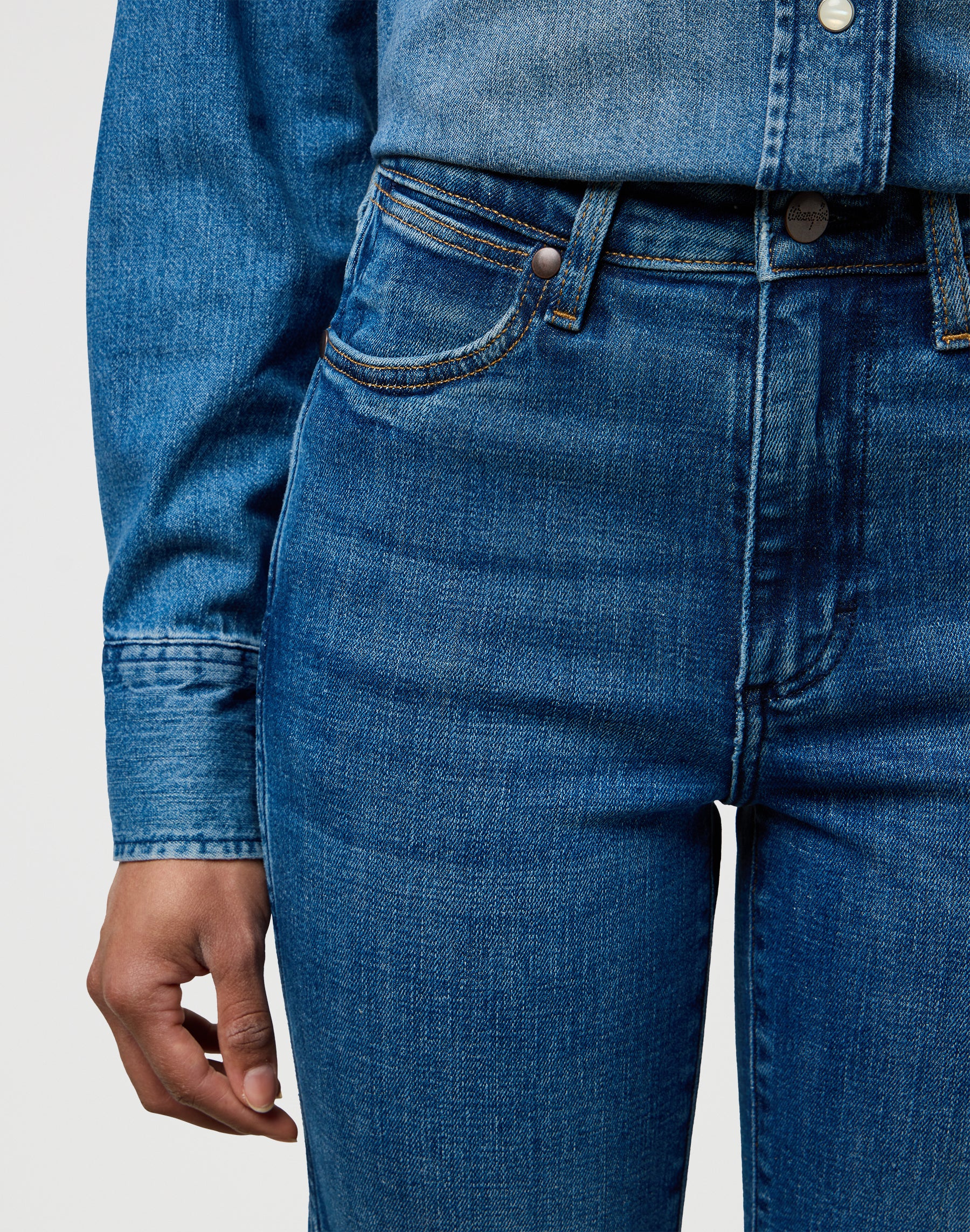 Straight in Canyon Crest Jeans Wrangler