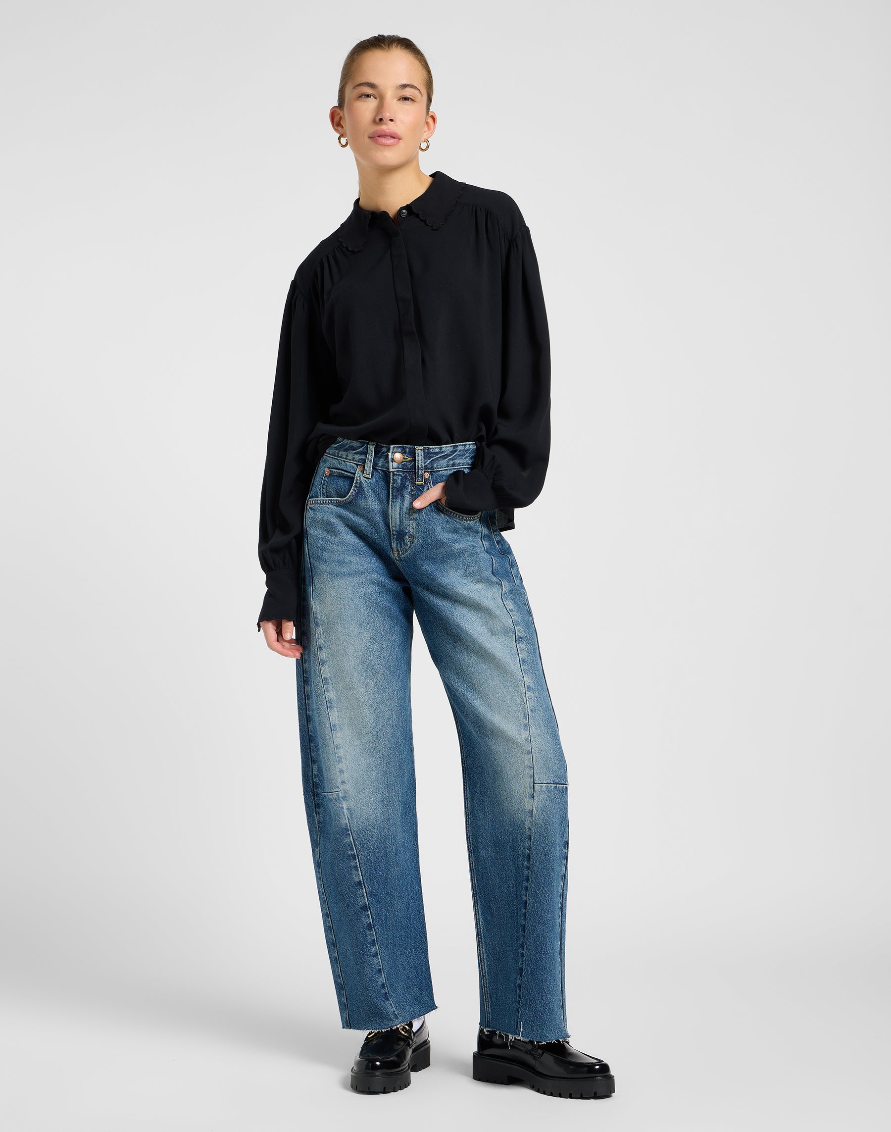Statement Collar Shirt in Unionall Black Chemises Lee