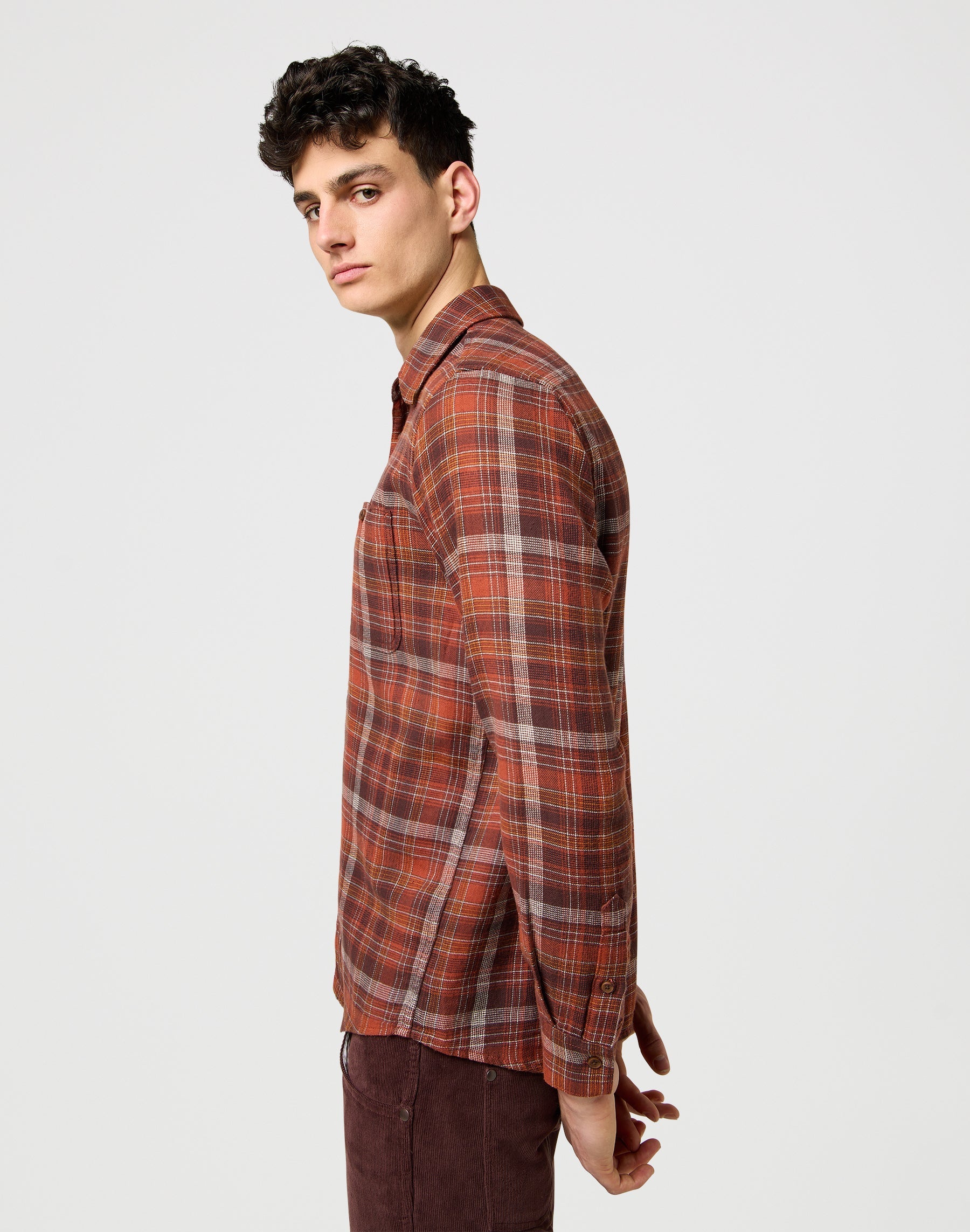 1 pt Flannel Shirt in Fired Brick Chemises Wrangler