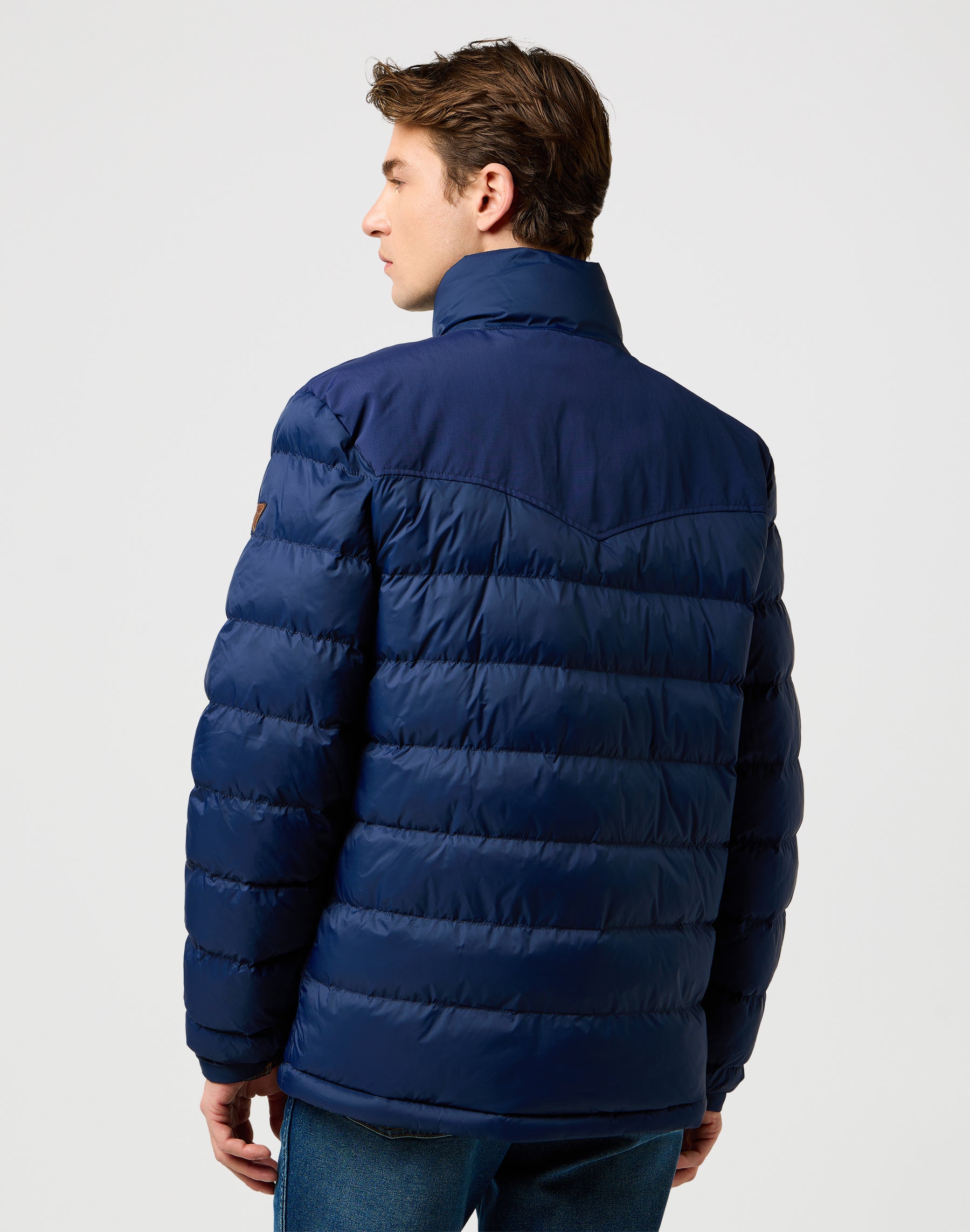 Packable Puffer in Navy Vestes Wrangler