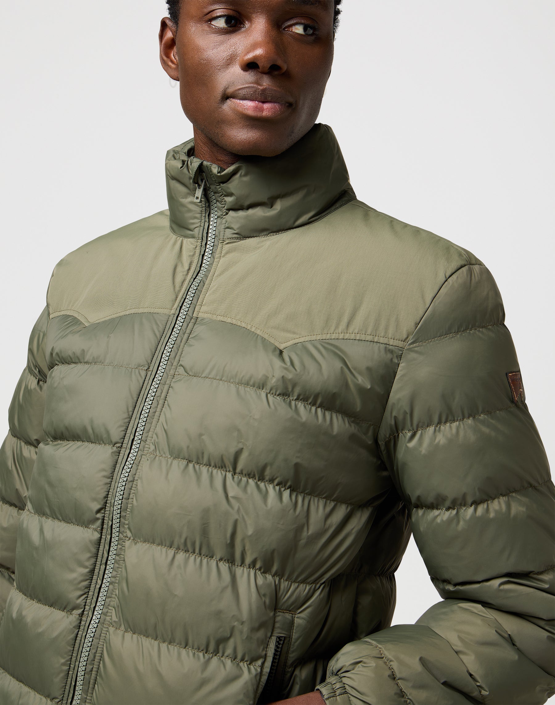 Packable Puffer in Dusty Olive Vestes Wrangler