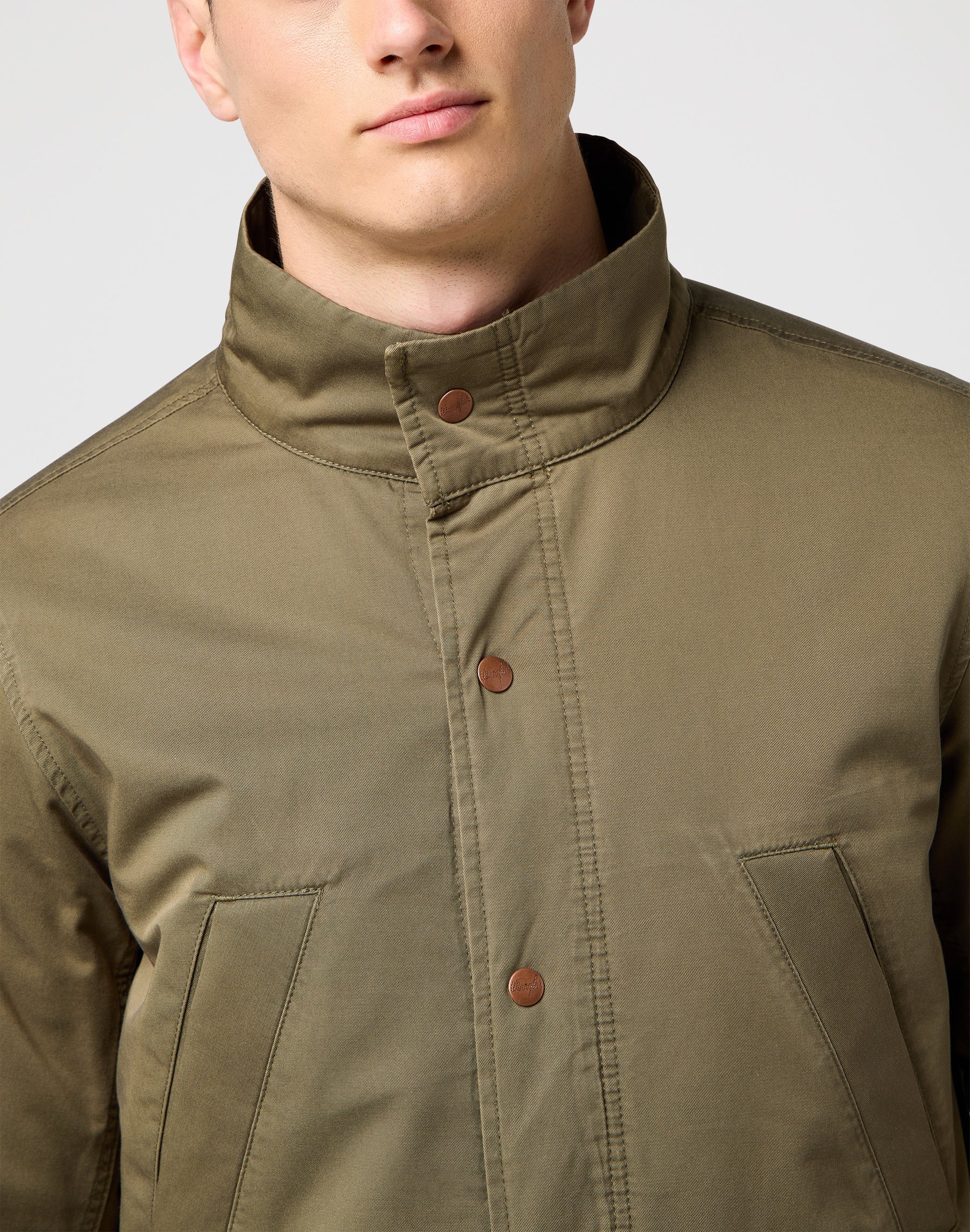 Field Jacket in Ivy Green Vestes Wrangler