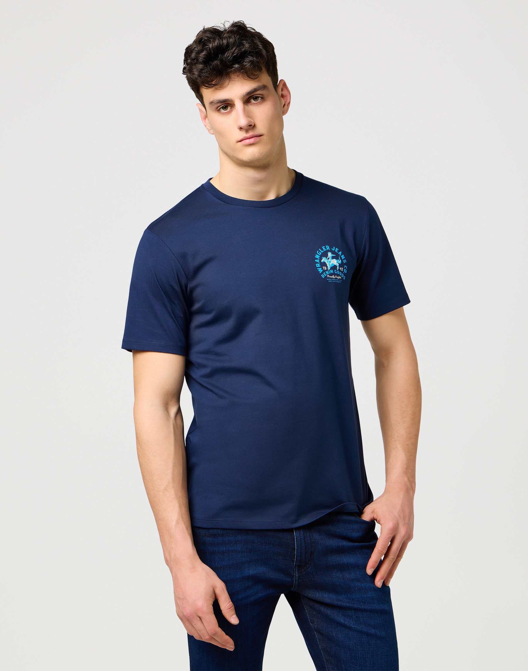 Small Graphic Tee in Navy T-shirts Wrangler