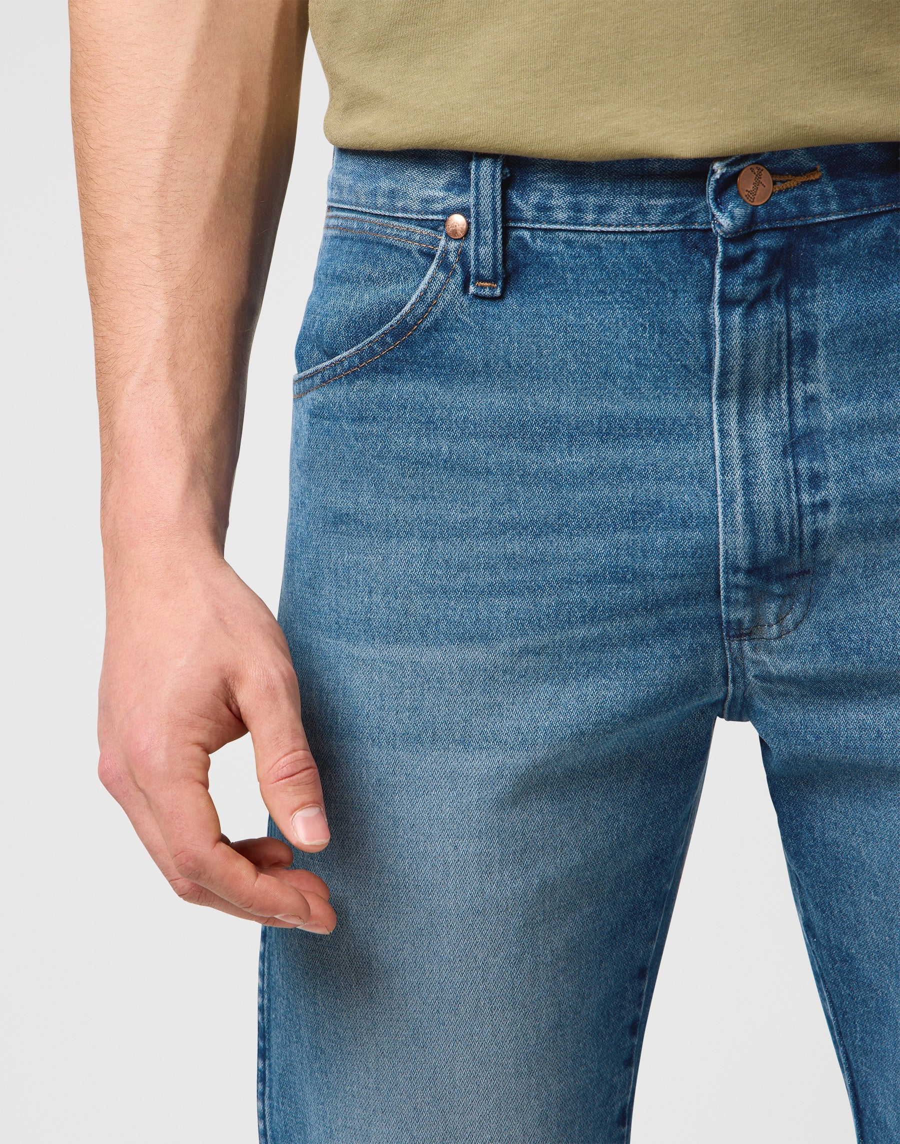 13Mwz en Breeze Hunter Jeans Wrangler