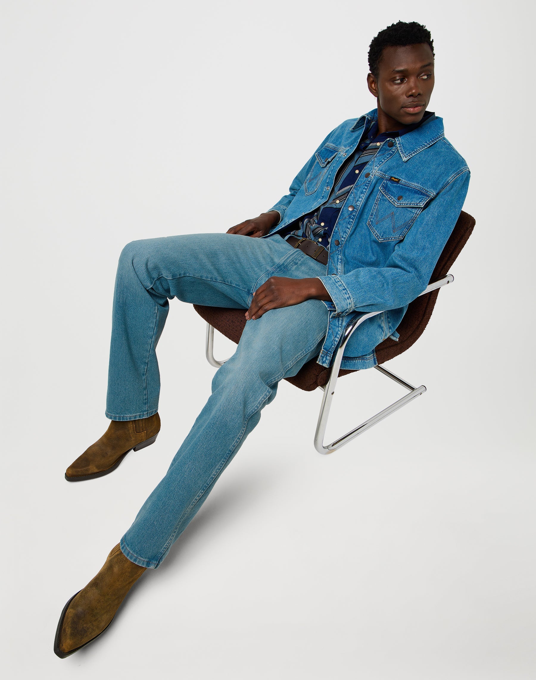 13Mwz en jeans Wrangler Iron Forge