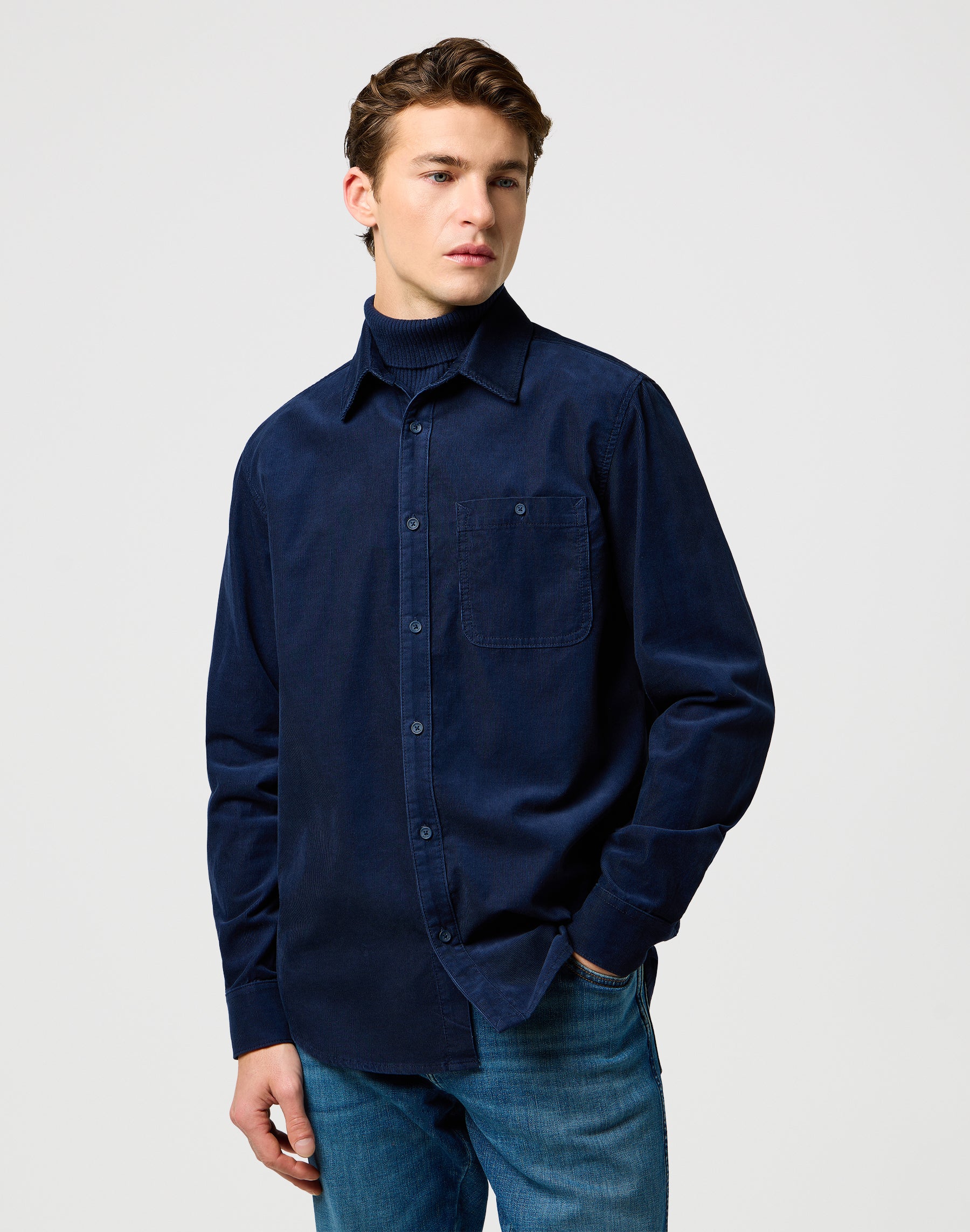 1 pt Chemise Corduroy in Navy Chemises Wrangler