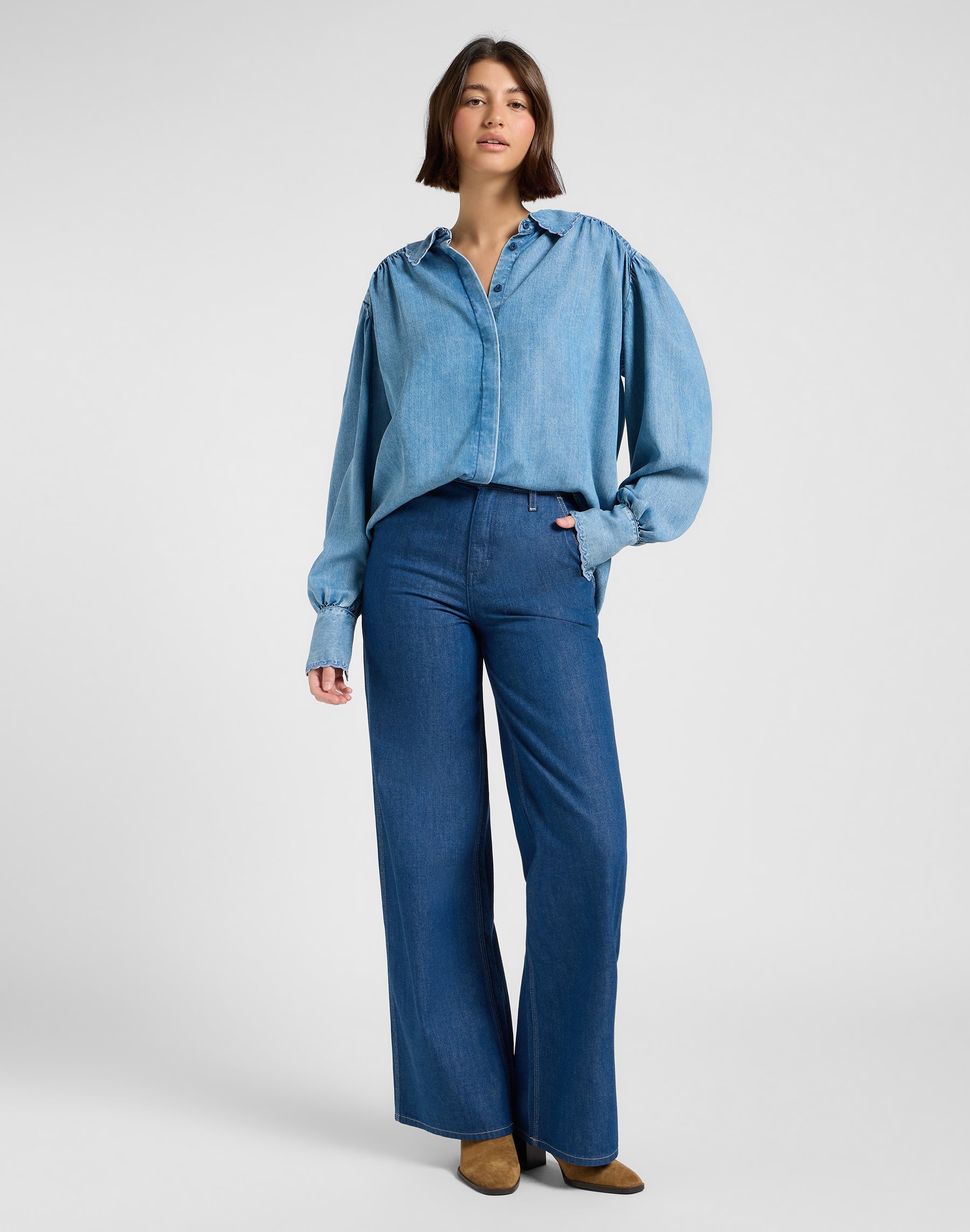 Statement Collar Shirt in Indigo Rum Chemises Lee