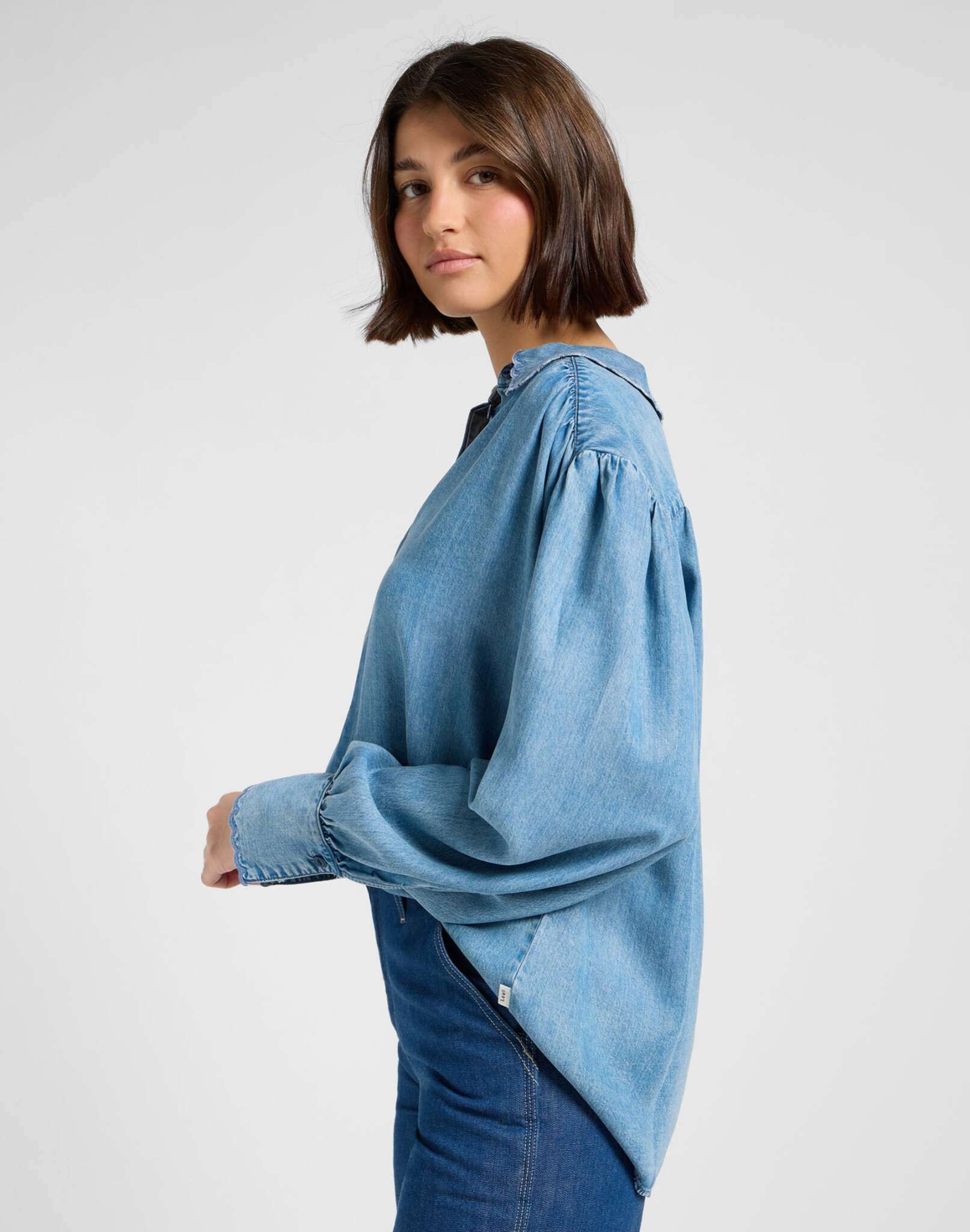 Statement Collar Shirt in Indigo Rum Chemises Lee