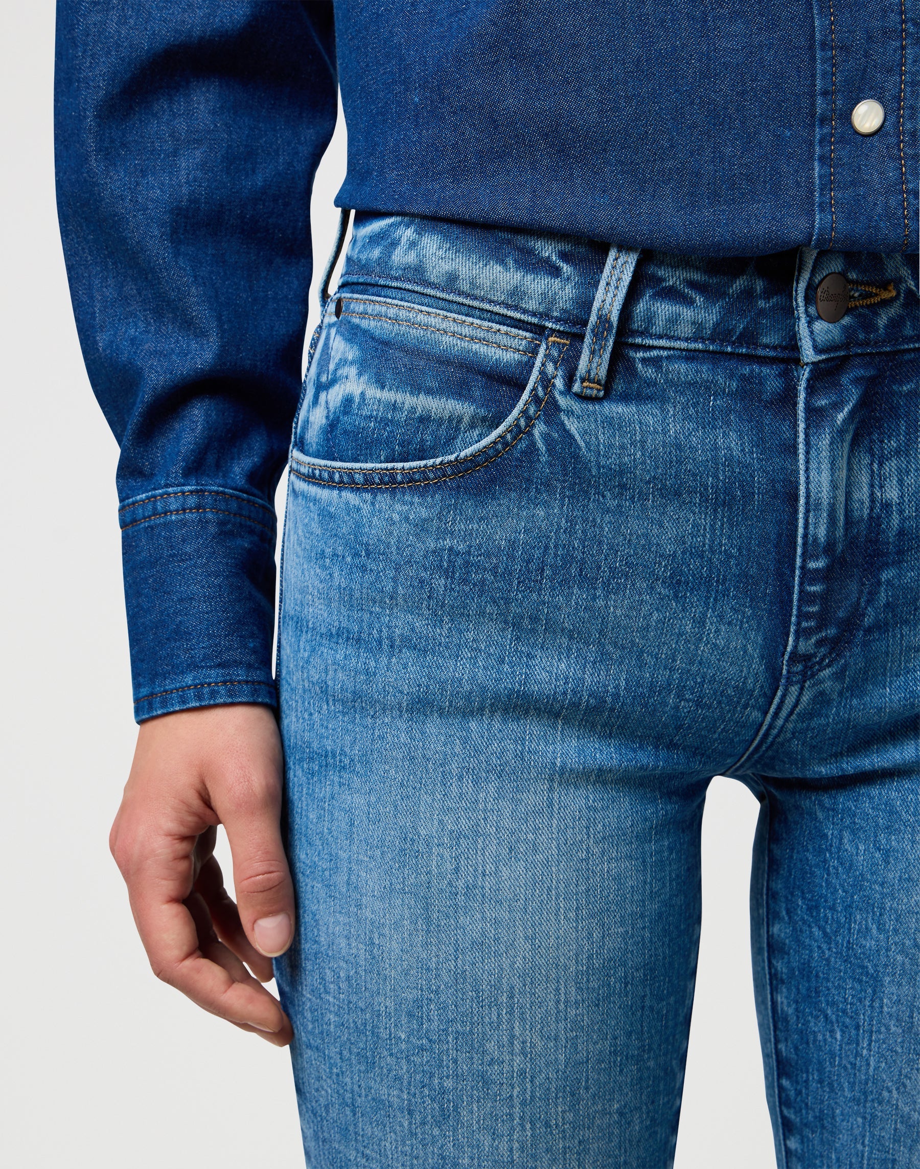 Jeans Bootcut en Rustler Wash Wrangler