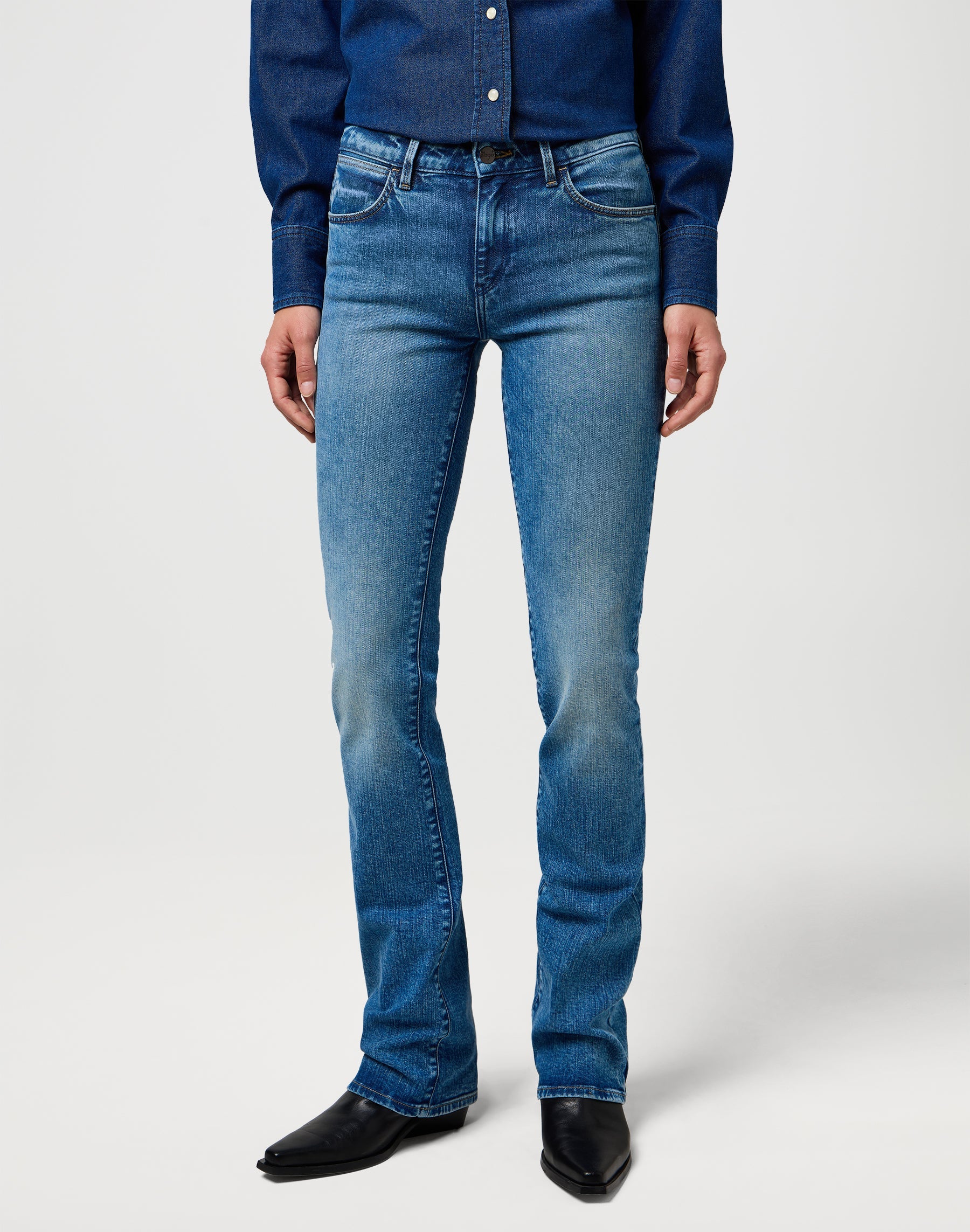Jeans Bootcut en Rustler Wash Wrangler
