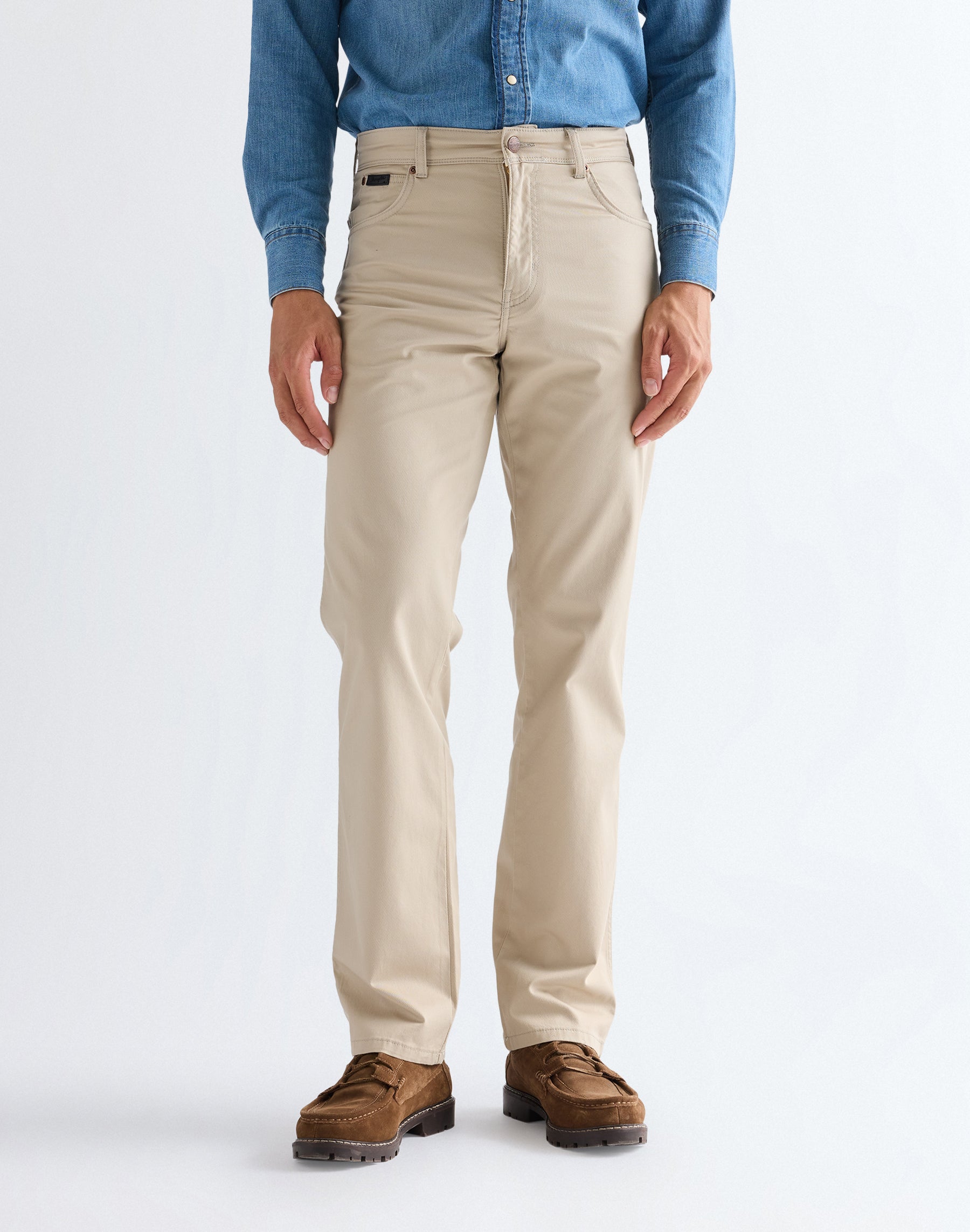 Pantalon Texas en Plaza Taupe Wrangler