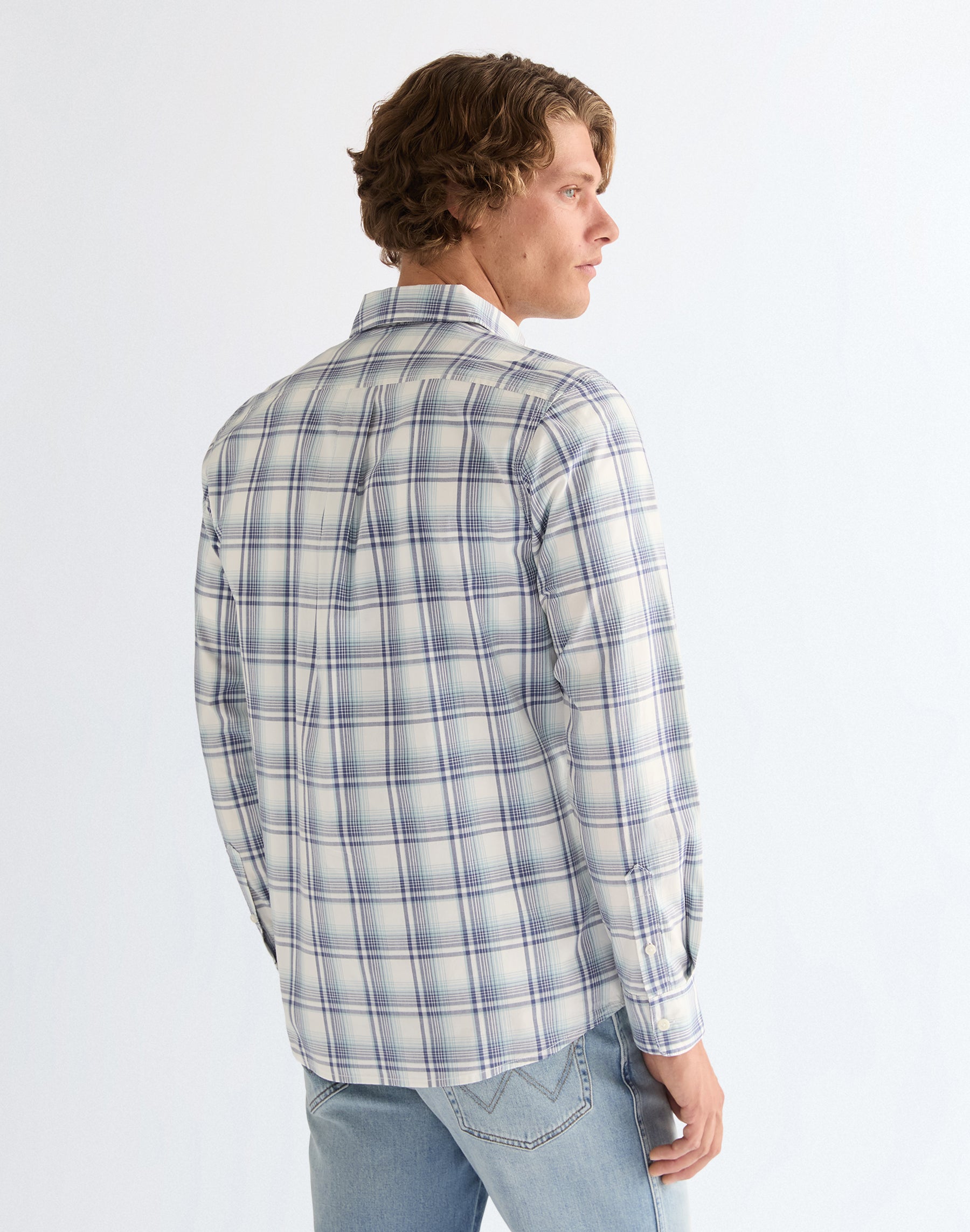 1 chemise à poche bleue et blanche Chemises Wrangler