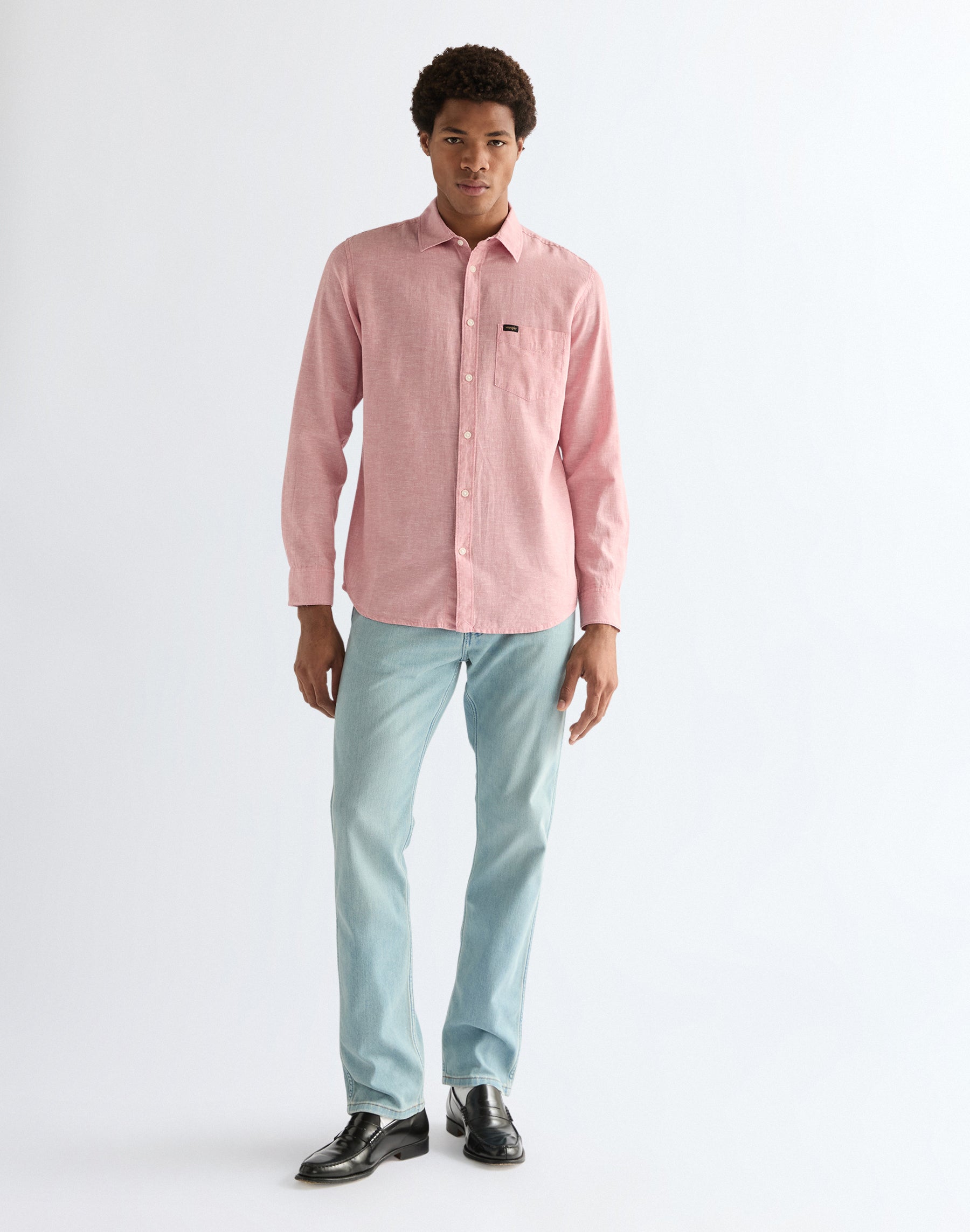 1 chemise à poche dans la couleur Dusty Rose Chemises Wrangler