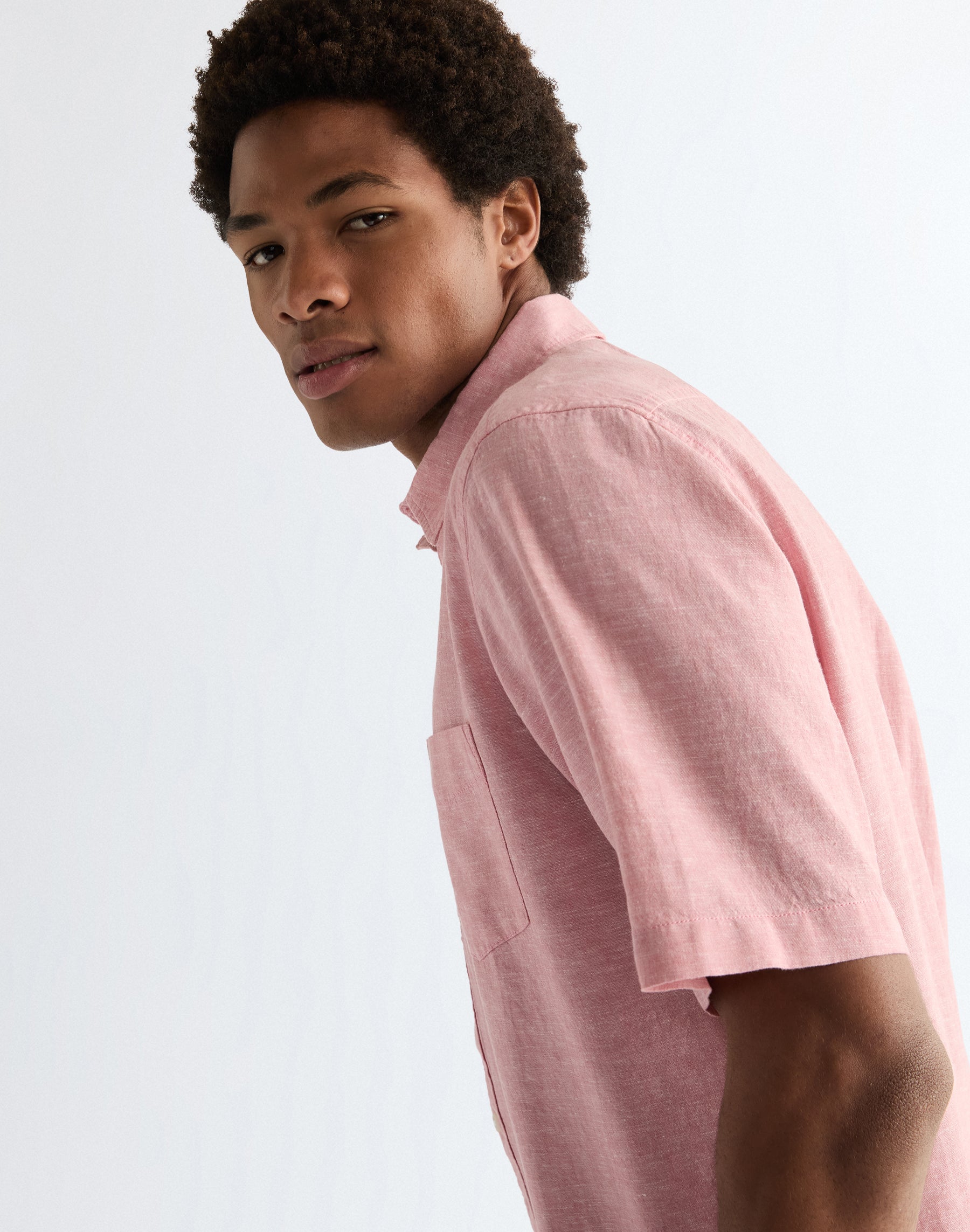 Chemise à manches courtes et 1 poche, couleur rose poudré Chemises Wrangler