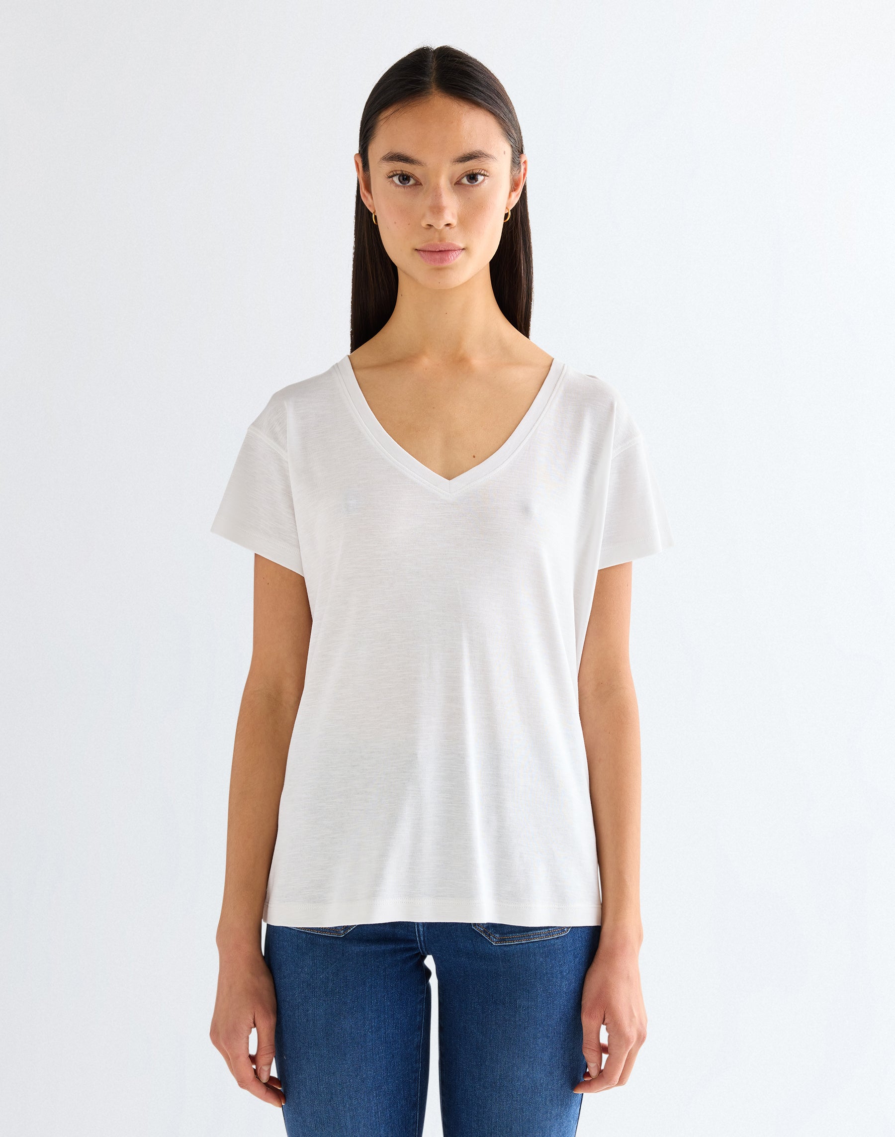 T-shirts Easy V Neck en blanc brillant Wrangler