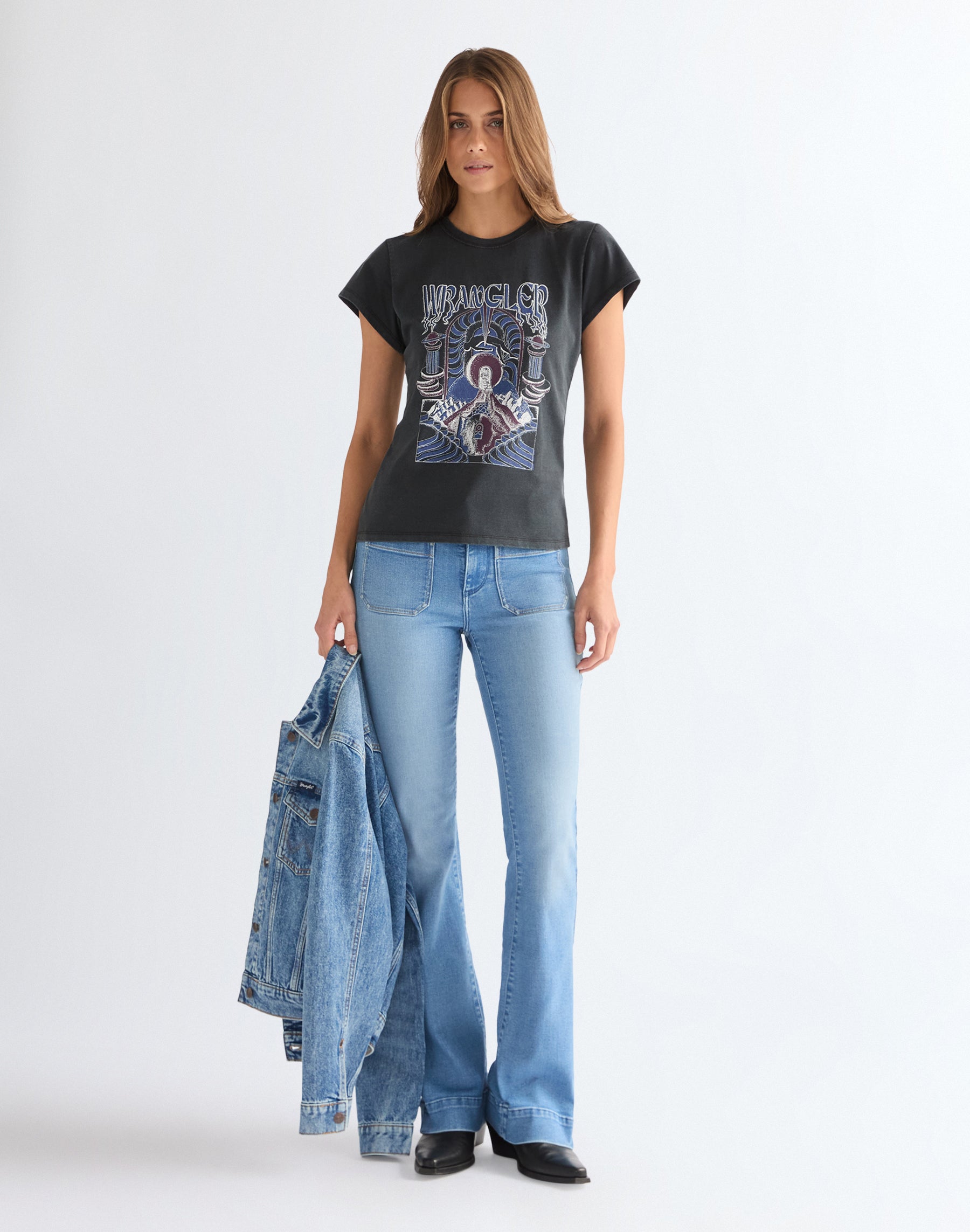 Shrunken Band Tee in Faded Black T-shirts Wrangler