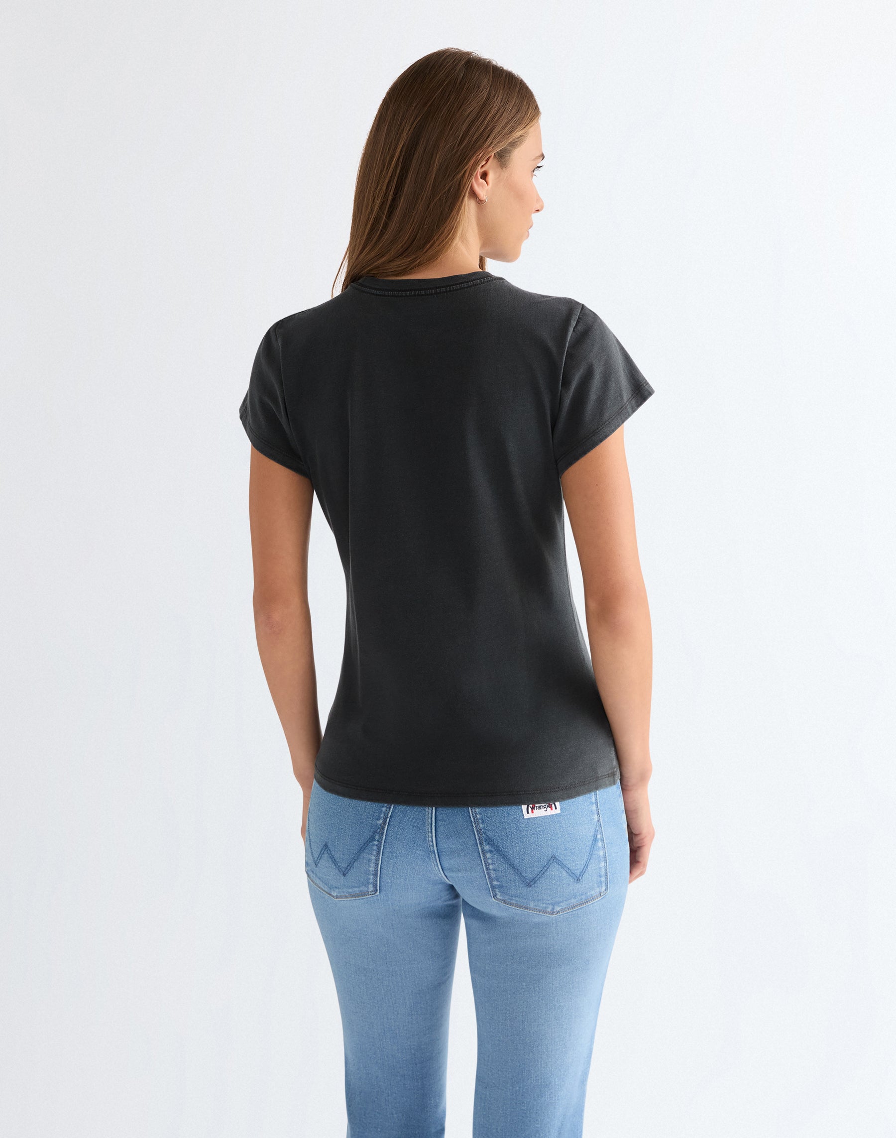 Shrunken Band Tee in Faded Black T-shirts Wrangler