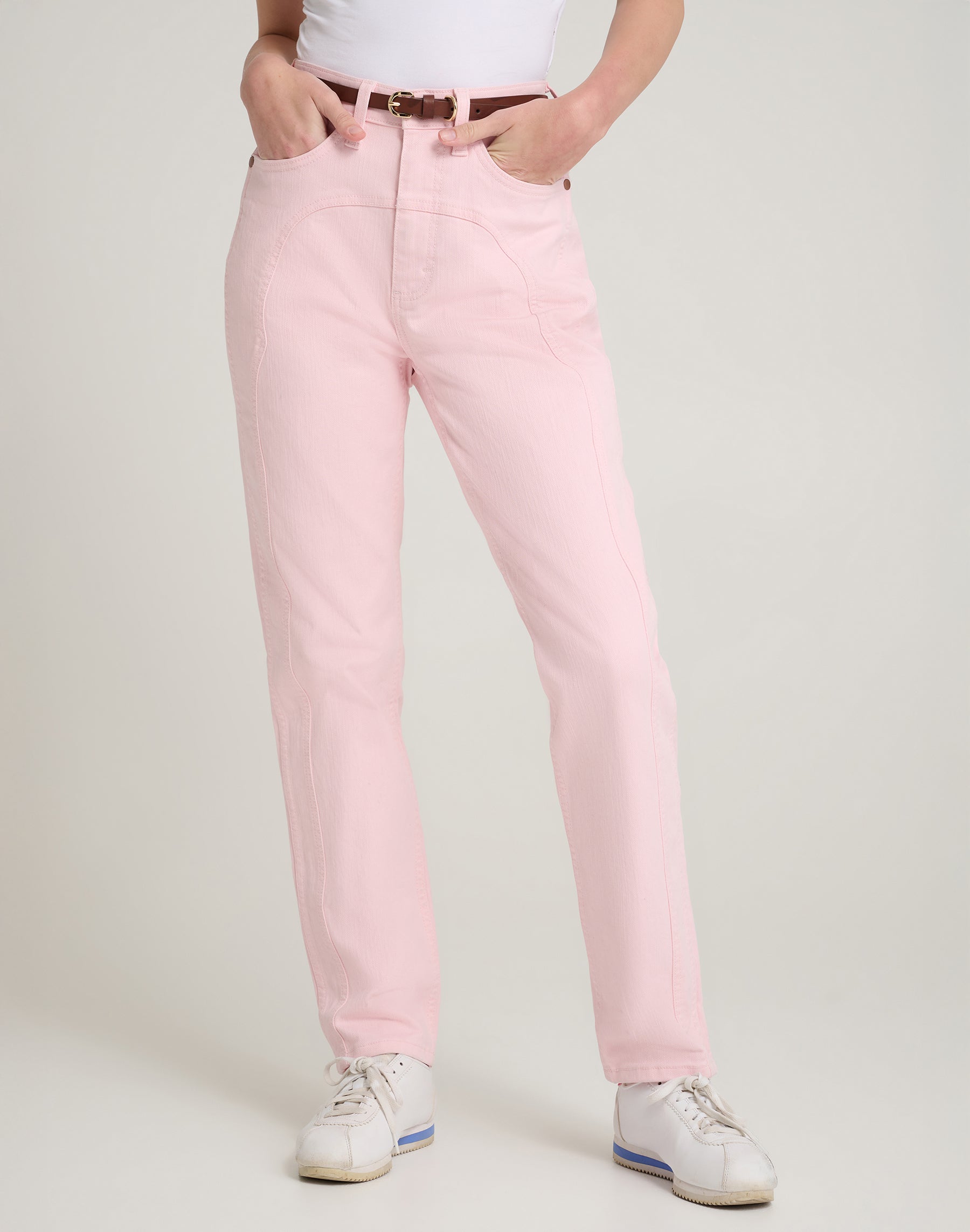 Nancy Jean en rose clair Jeans Wrangler