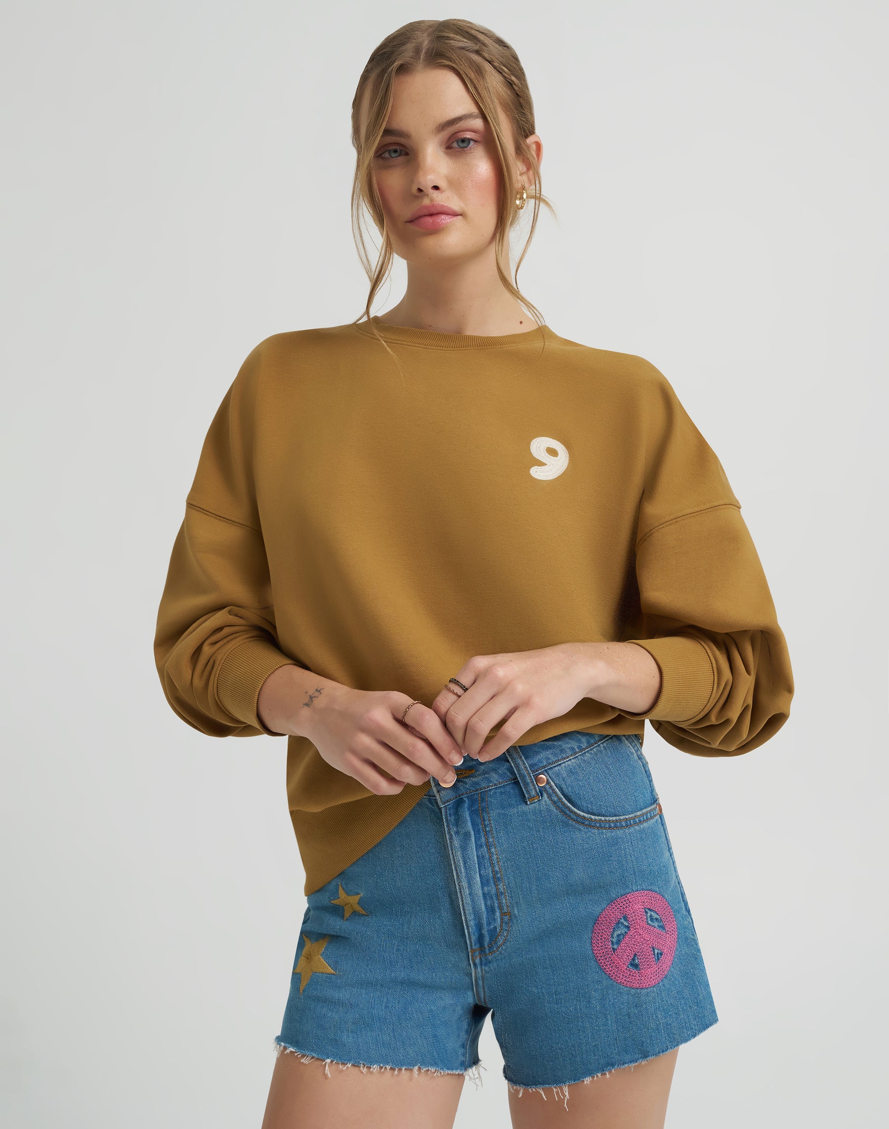 Bon sweat-shirt en jean marron