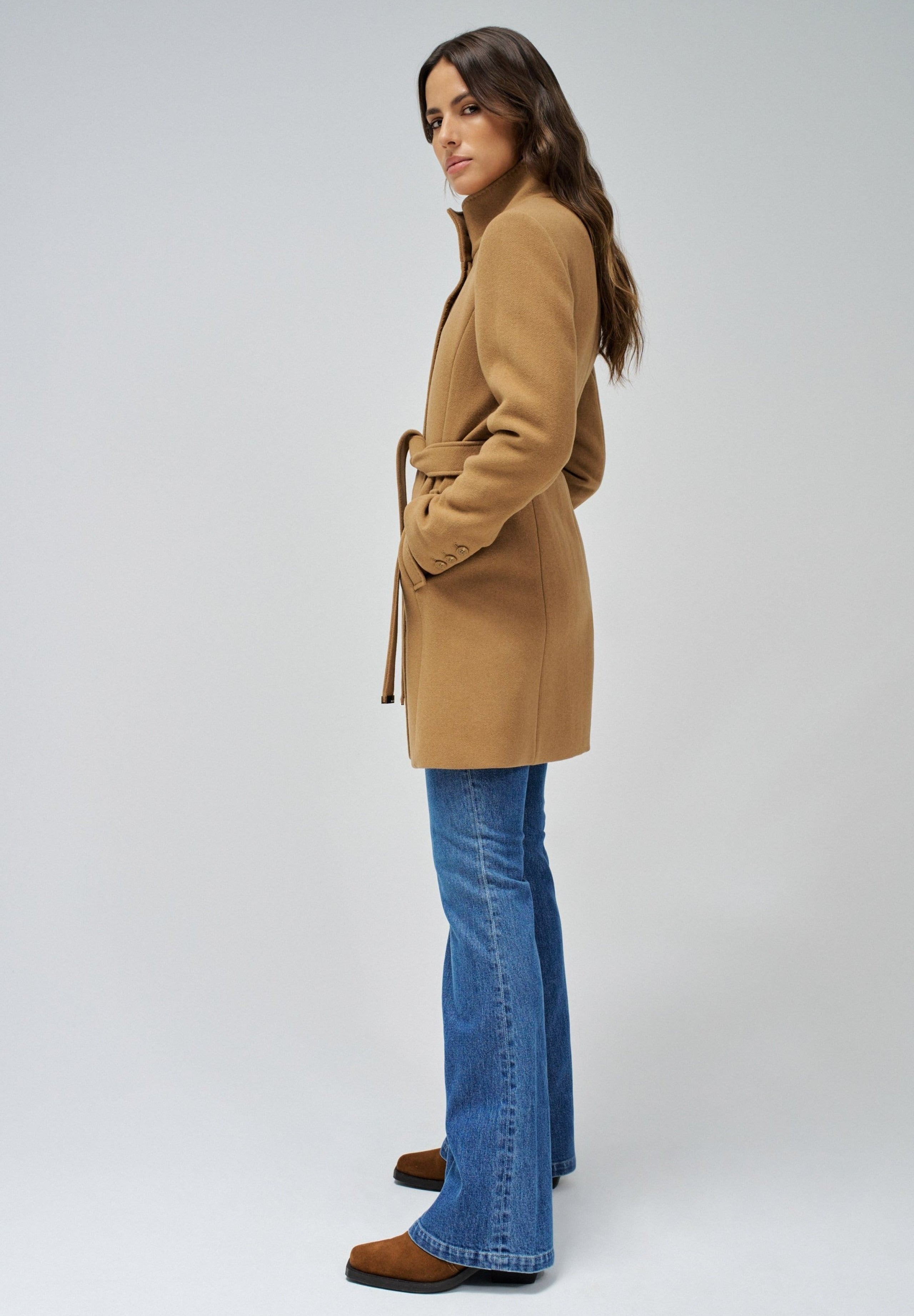 The Reimagined Wool Coat in Dark Beige Vestes Salsa Jeans