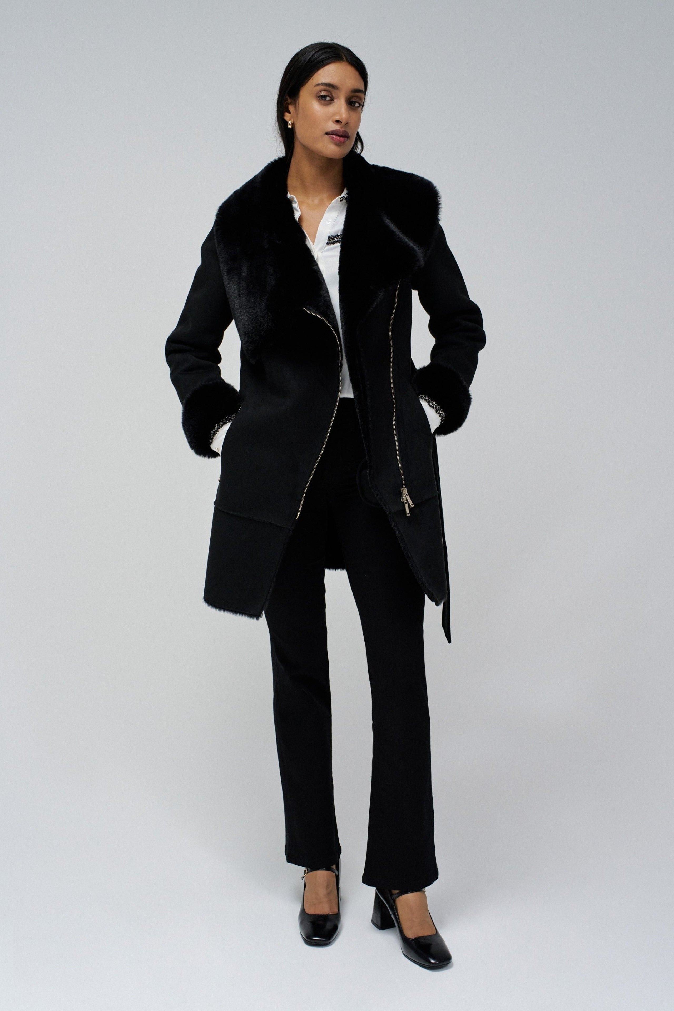 Manteau long en shearling noir