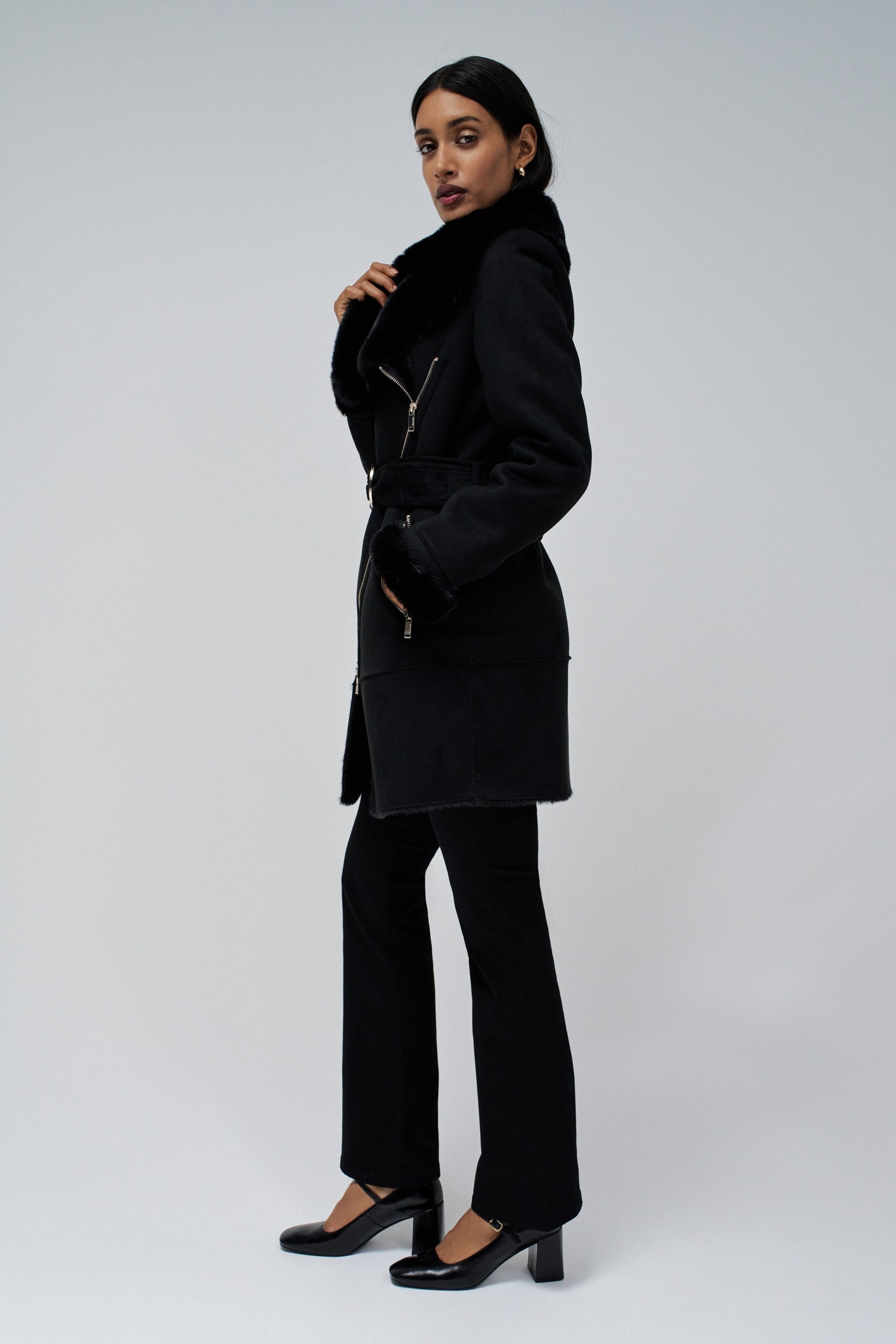 Manteau long en shearling noir